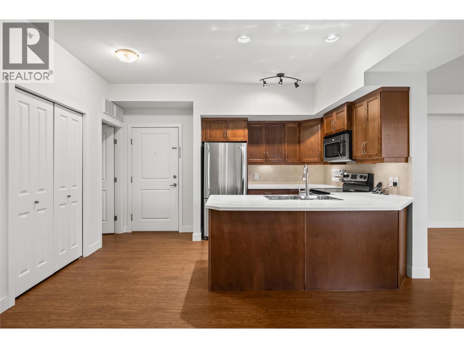 850 Saucier Avenue Unit# 416, Kelowna, British Columbia  V1Y 6A3 - Photo 11 - 10373328