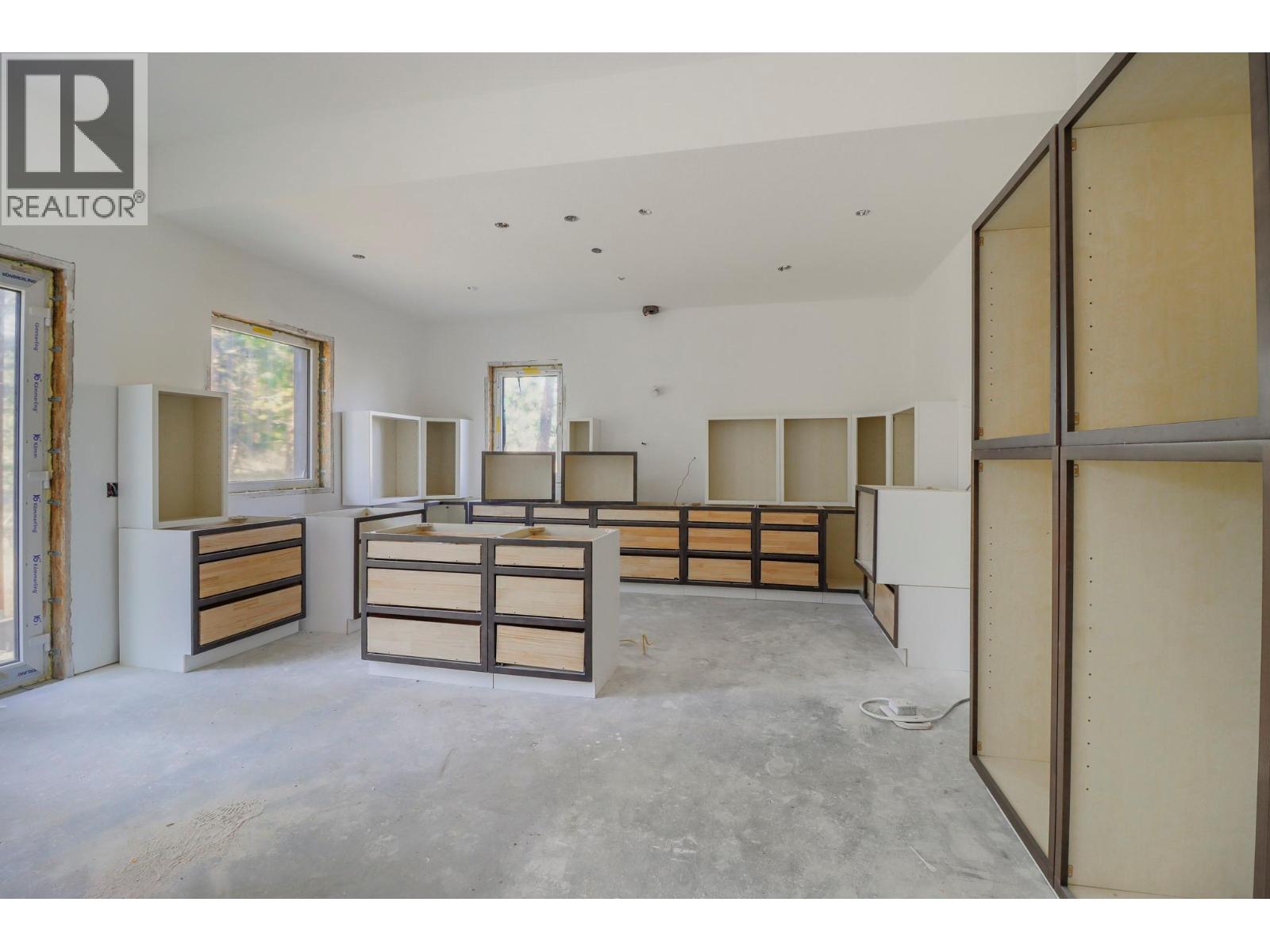 113 Corral Boulevard, Cranbrook, British Columbia  V1C 0C2 - Photo 4 - 10373324