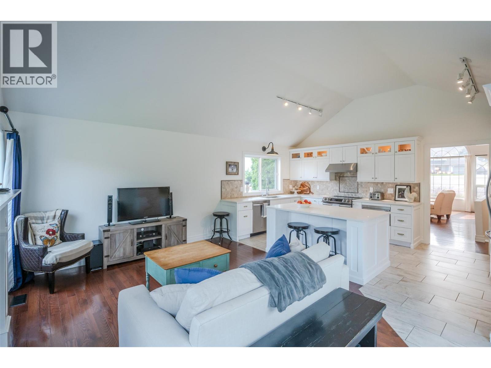 6107 Tavender Court, Summerland, British Columbia  V0H 1Z7 - Photo 23 - 10373390