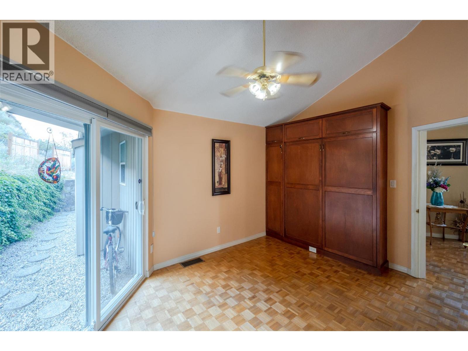 4744 Lakeside Road, Penticton, British Columbia  V2A 8W6 - Photo 30 - 10373263