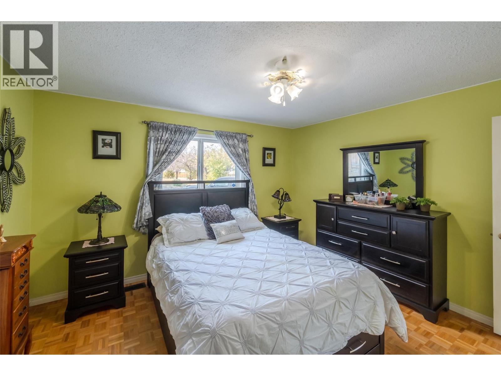 4744 Lakeside Road, Penticton, British Columbia  V2A 8W6 - Photo 38 - 10373263