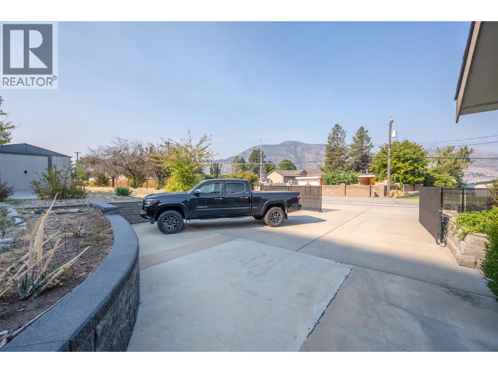 4744 Lakeside Road, Penticton, British Columbia  V2A 8W6 - Photo 47 - 10373263