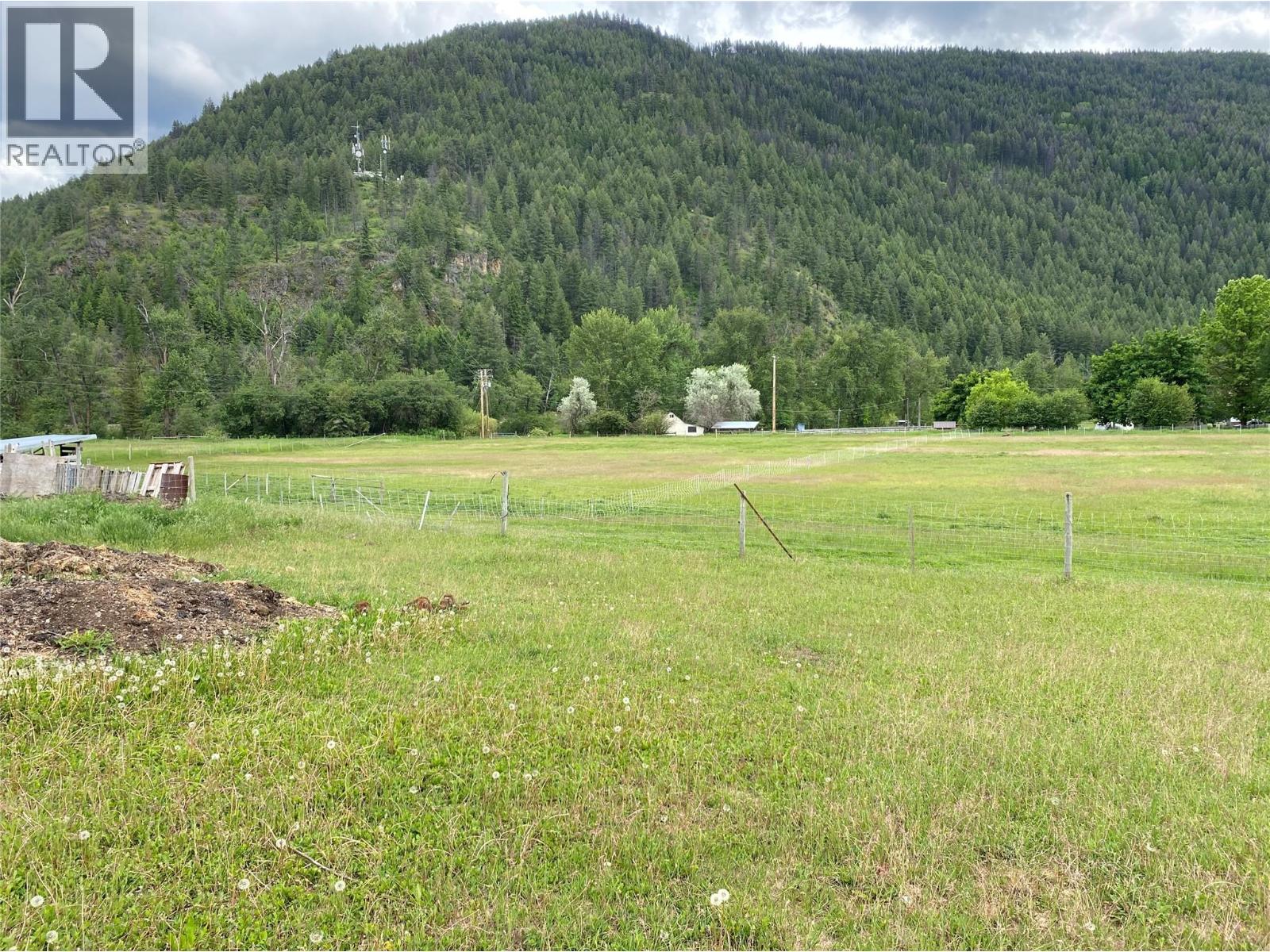 500 Atwood Road, Grand Forks, British Columbia  V0H 1H9 - Photo 5 - 10373420