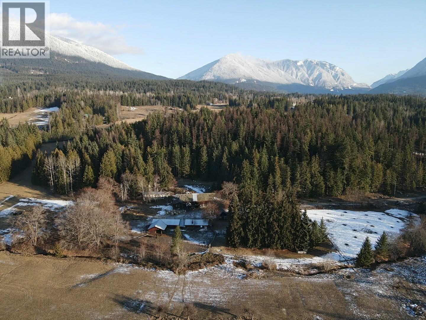 252 Church Hill Road, Nakusp, British Columbia  V0G 1R1 - Photo 9 - 10373156