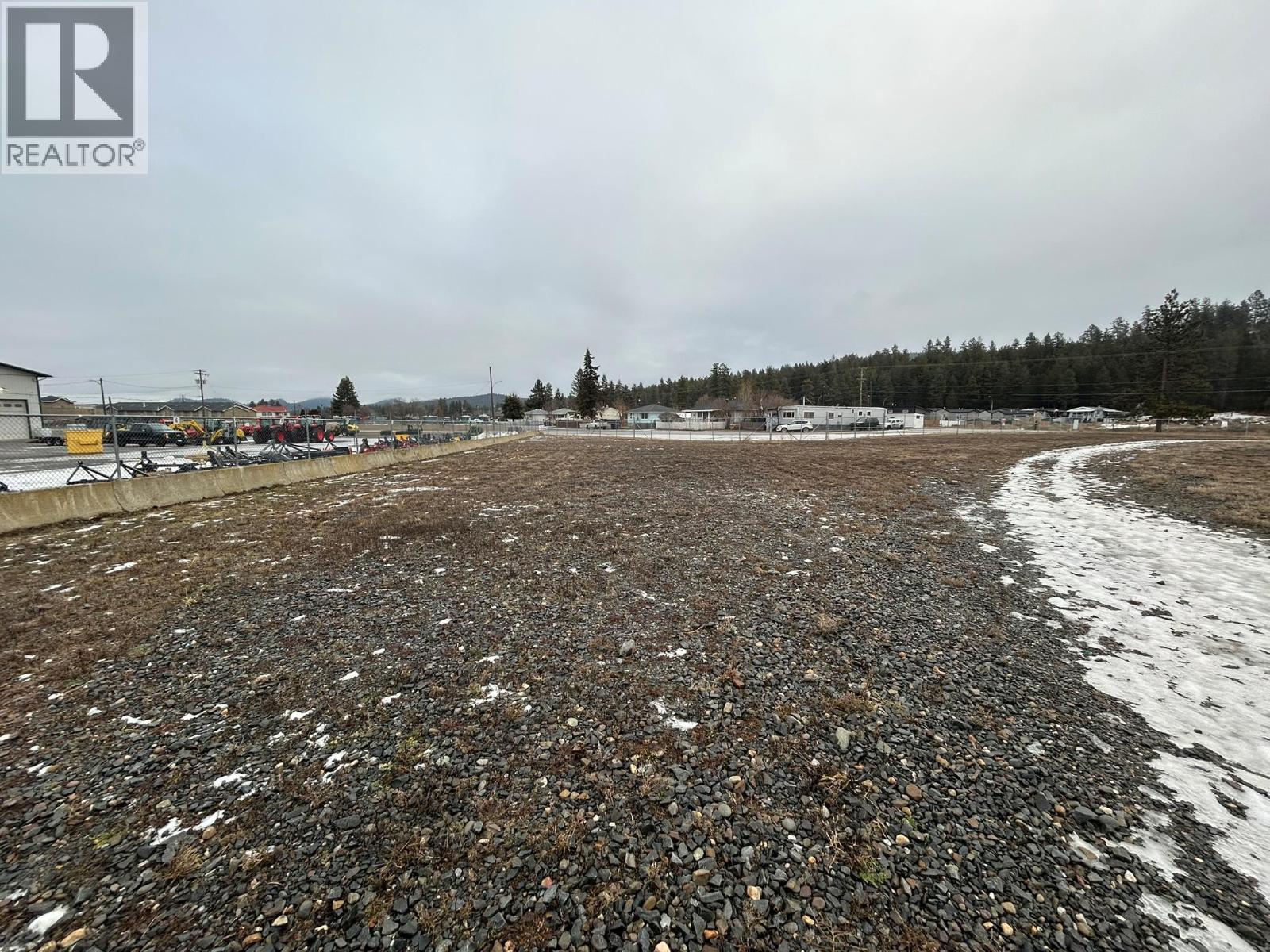 2269 30th Avenue N Avenue N, Cranbrook, British Columbia  V1C 7B1 - Photo 1 - 10372635