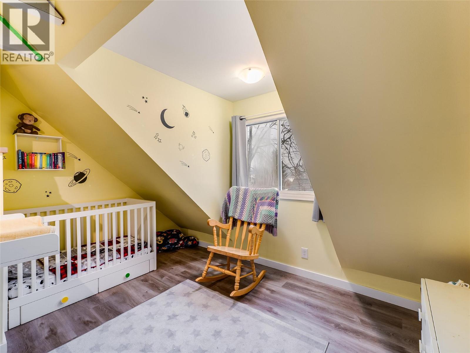 2050 Georgia Street, Rossland, British Columbia  V0G 1Y0 - Photo 27 - 10373283
