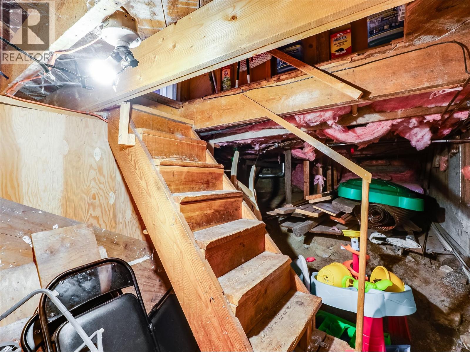 2050 Georgia Street, Rossland, British Columbia  V0G 1Y0 - Photo 31 - 10373283