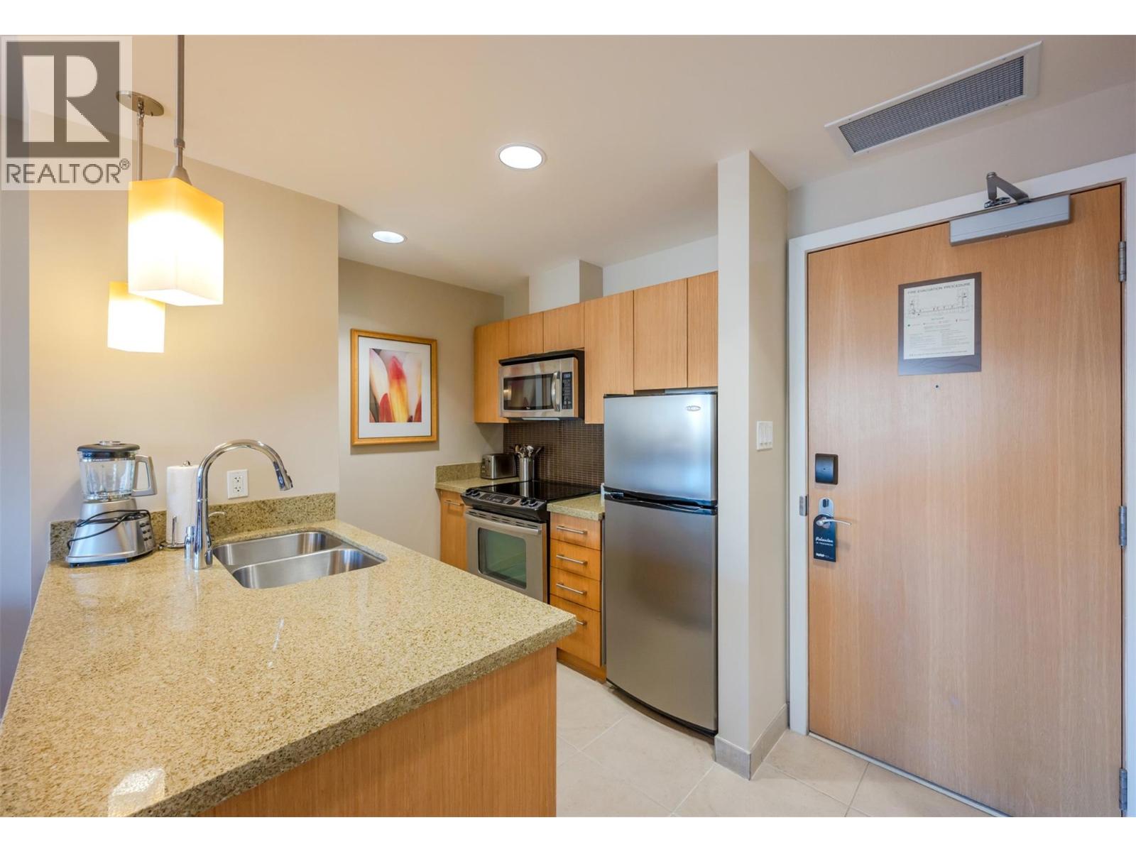 15 Park Place Unit# 312, Osoyoos, British Columbia  V0H 1V0 - Photo 3 - 10371659