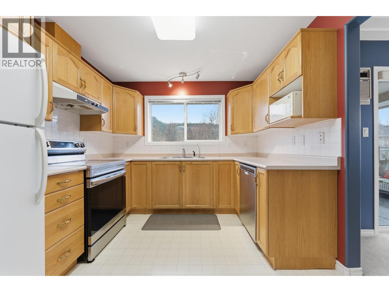 315 Whitman Road Unit# 201, Kelowna, British Columbia  V1V 2J4 - Photo 5 - 10373056