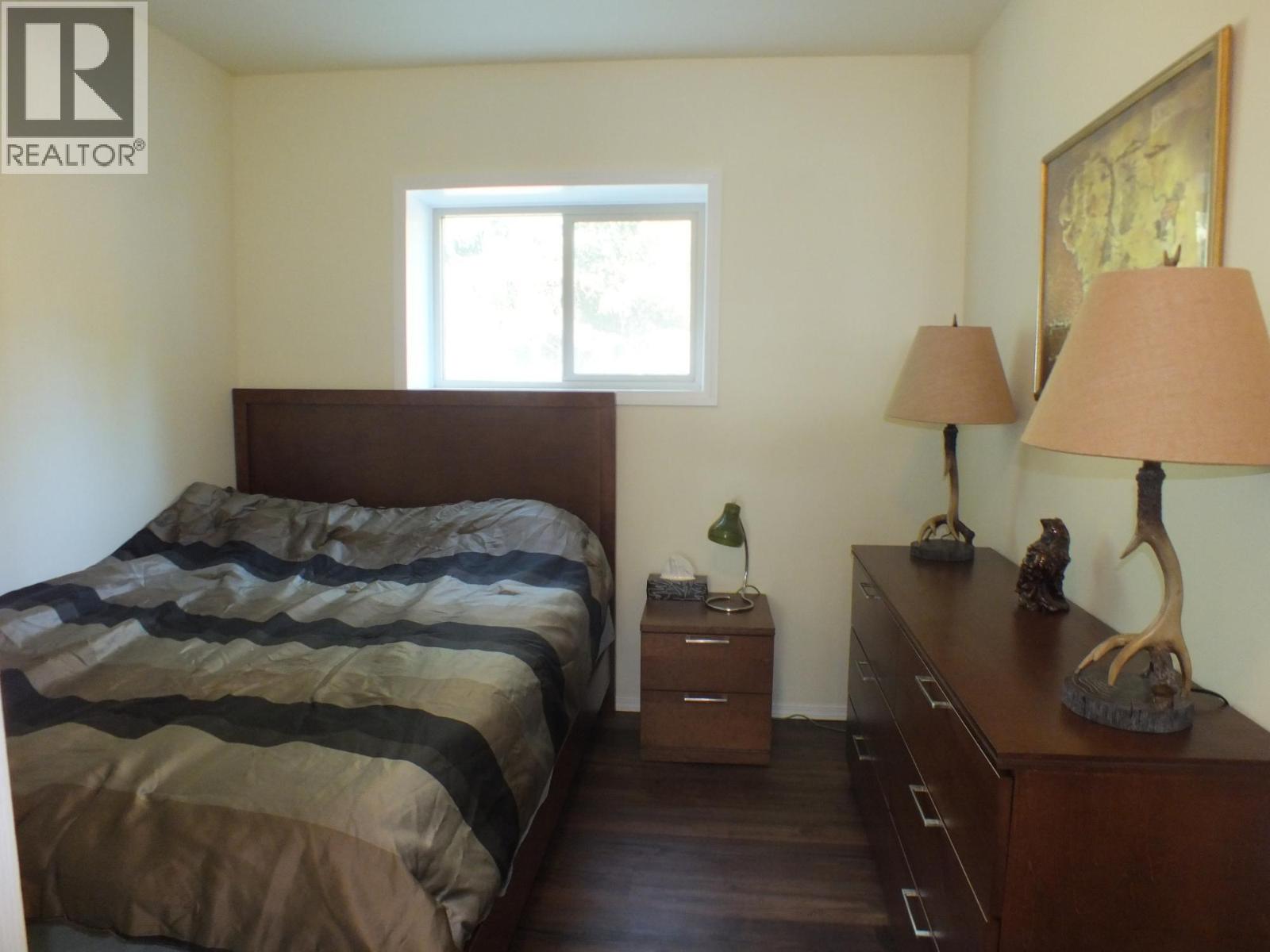 9841 Talbot Road, Nelway, British Columbia  V0G 1Z0 - Photo 24 - 10372904