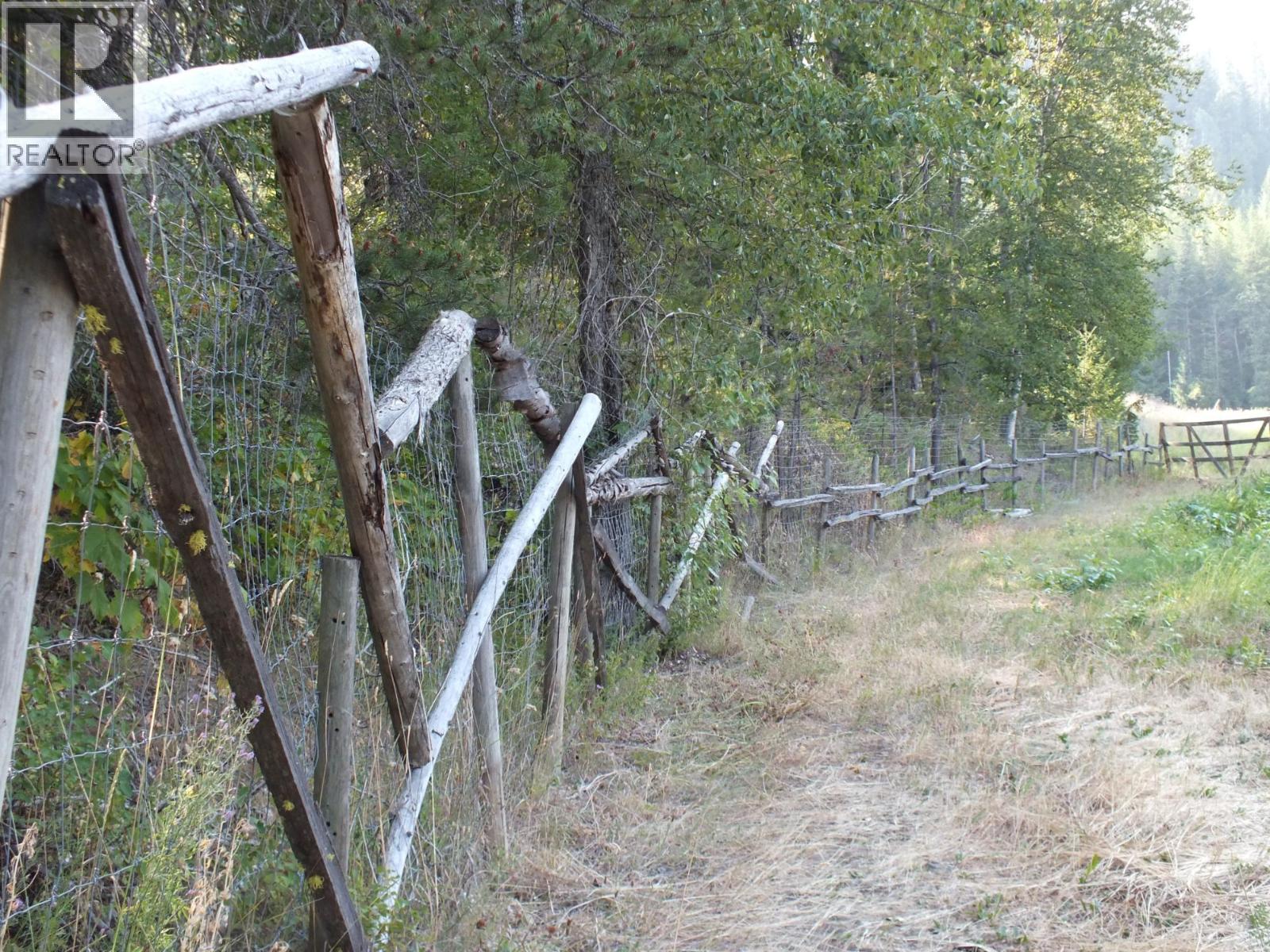9841 Talbot Road, Nelway, British Columbia  V0G 1Z0 - Photo 58 - 10372904