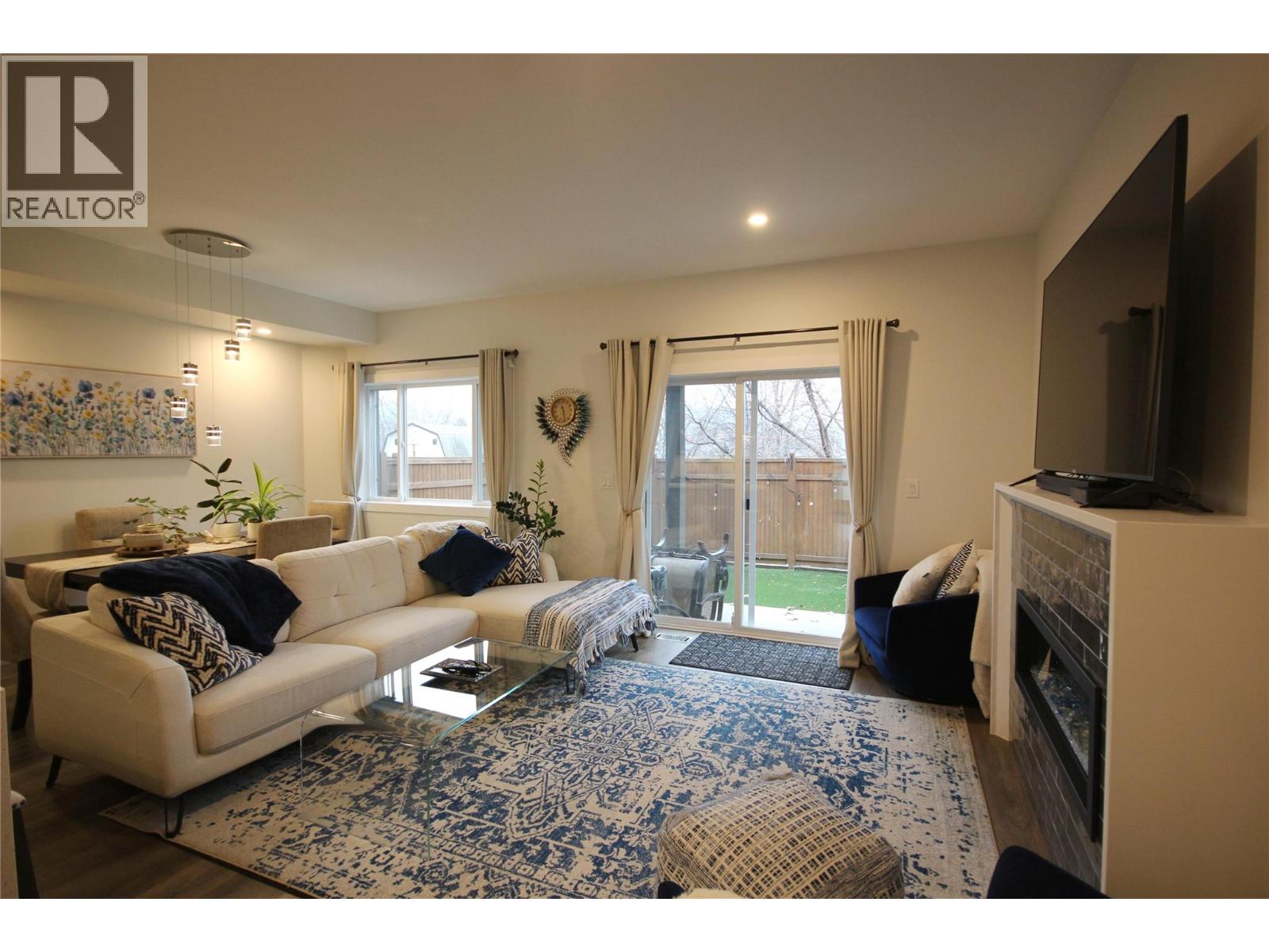 522 Edmonton Avenue Unit# 105, Penticton, British Columbia  V2A 2H2 - Photo 3 - 10373376