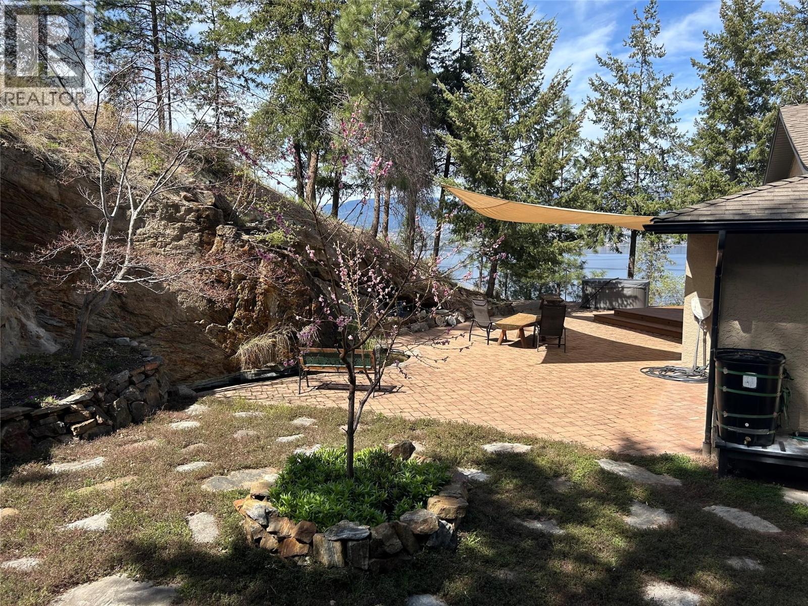 5715 Lakeshore Road, Kelowna, British Columbia  V1W 4J5 - Photo 68 - 10373169