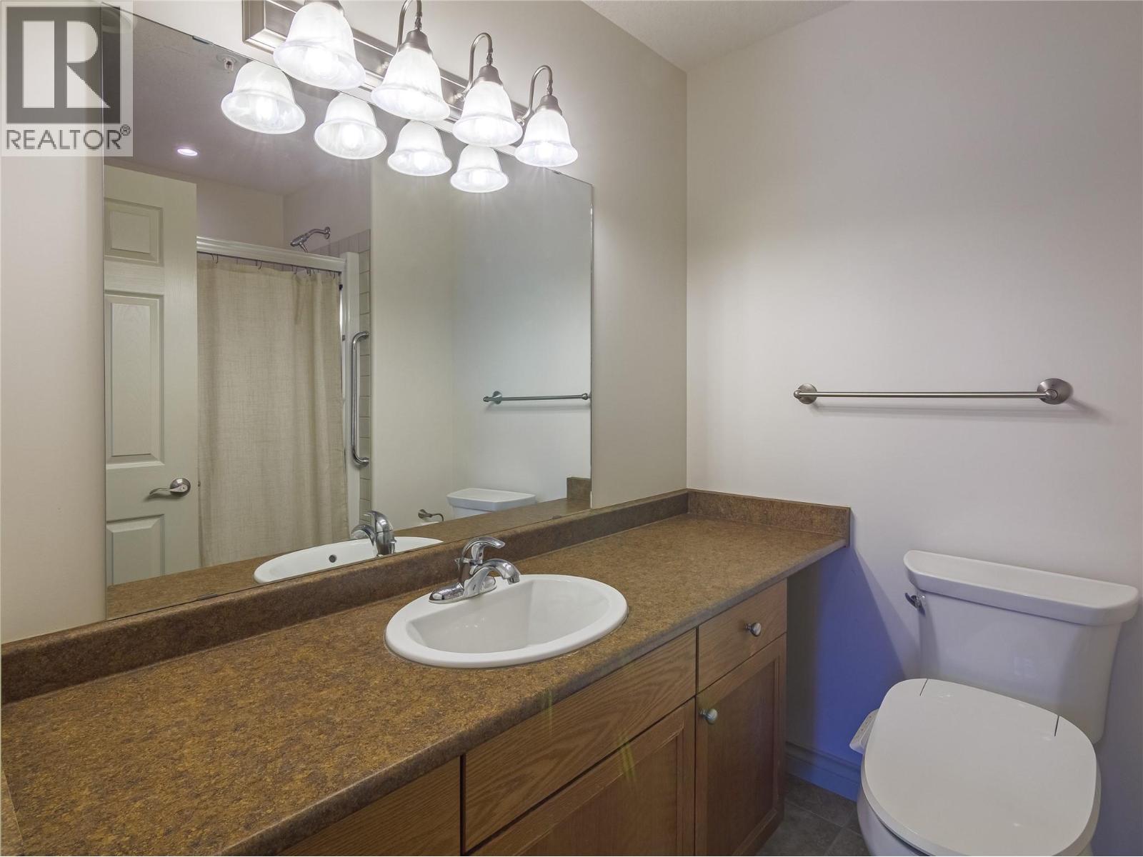 2113 Atkinson Street Unit# 101, Penticton, British Columbia  V2A 8R5 - Photo 14 - 10373478