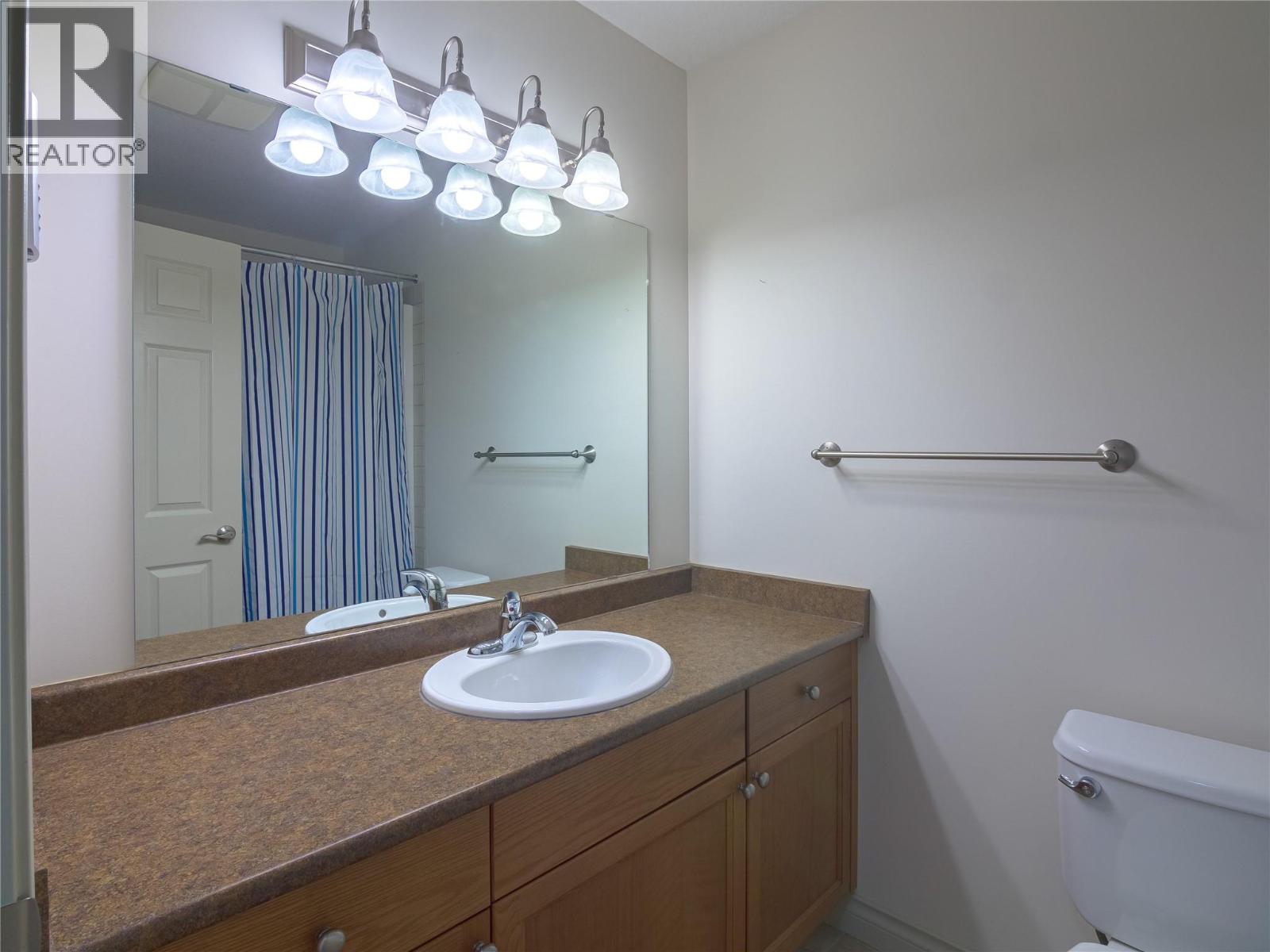 2113 Atkinson Street Unit# 101, Penticton, British Columbia  V2A 8R5 - Photo 18 - 10373478