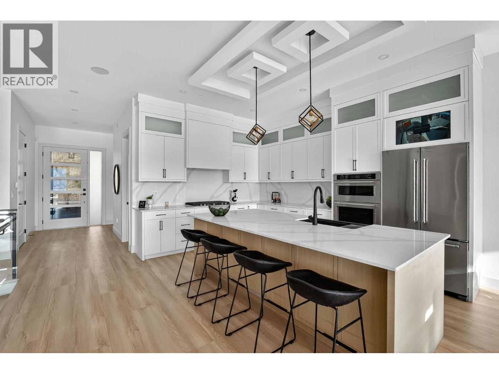 8932 Tavistock Road, Vernon, British Columbia  V1H 2L4 - Photo 8 - 10373508