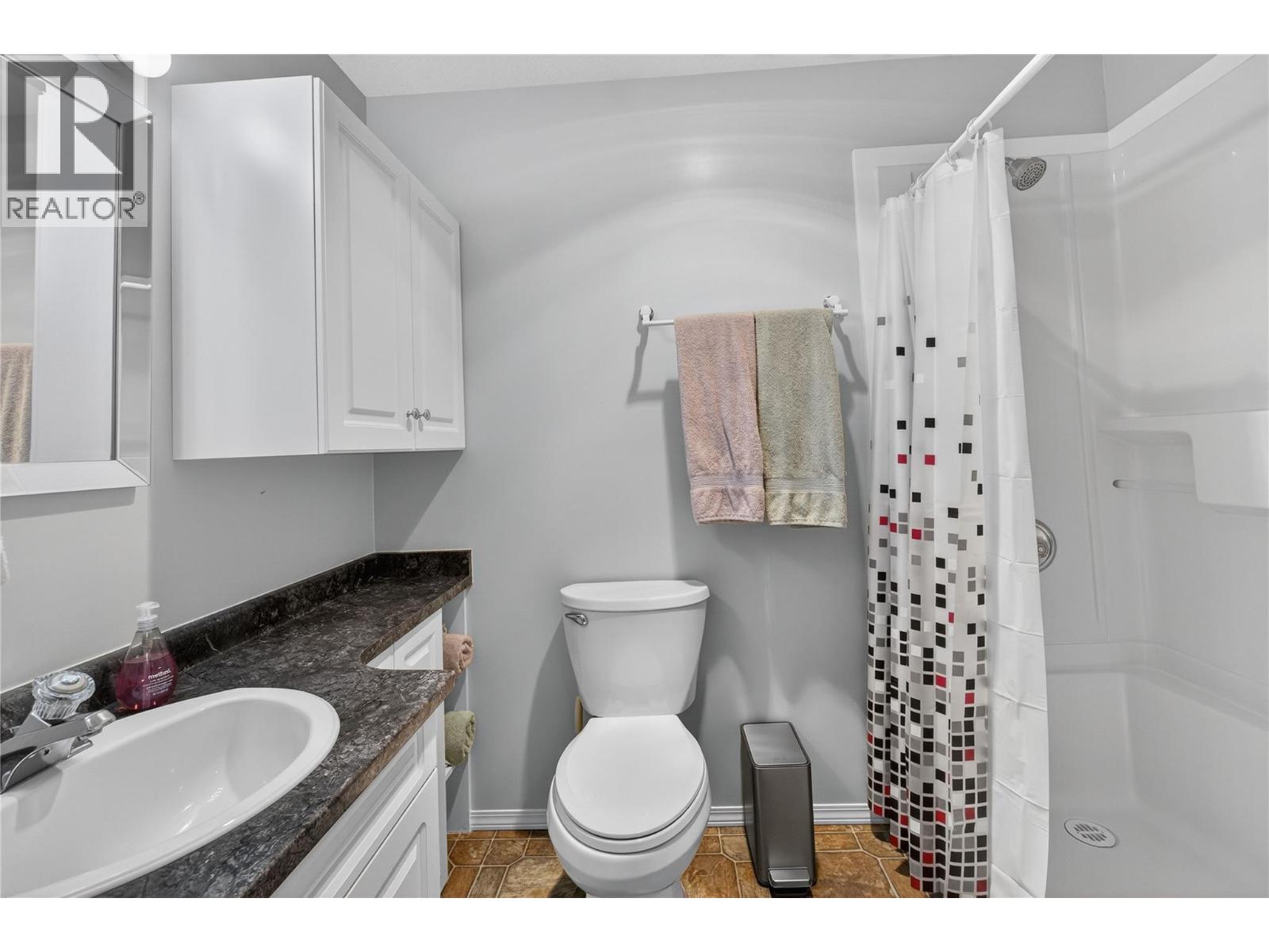 1850 33 Street Ne, Salmon Arm, British Columbia  V1E 1M9 - Photo 32 - 10373306