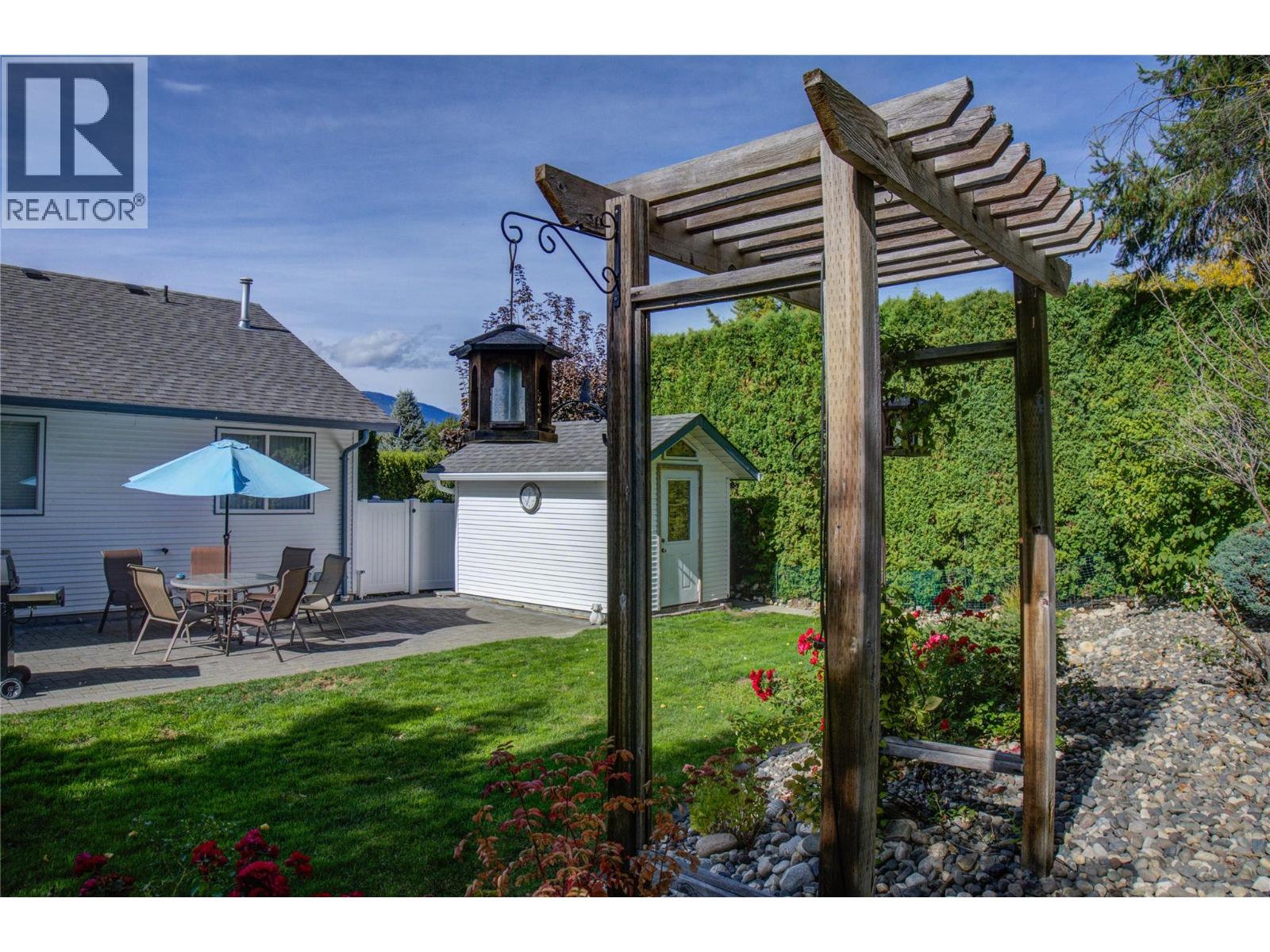 1850 33 Street Ne, Salmon Arm, British Columbia  V1E 1M9 - Photo 6 - 10373306