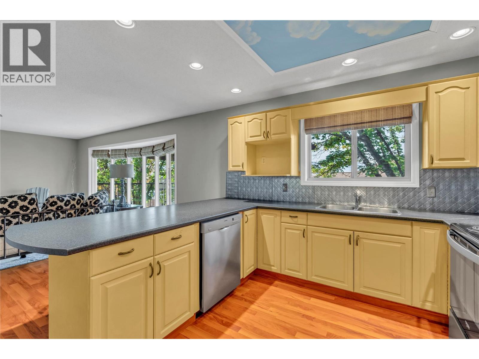 198 Westview Drive, Penticton, British Columbia  V2A 7Y7 - Photo 6 - 10373490