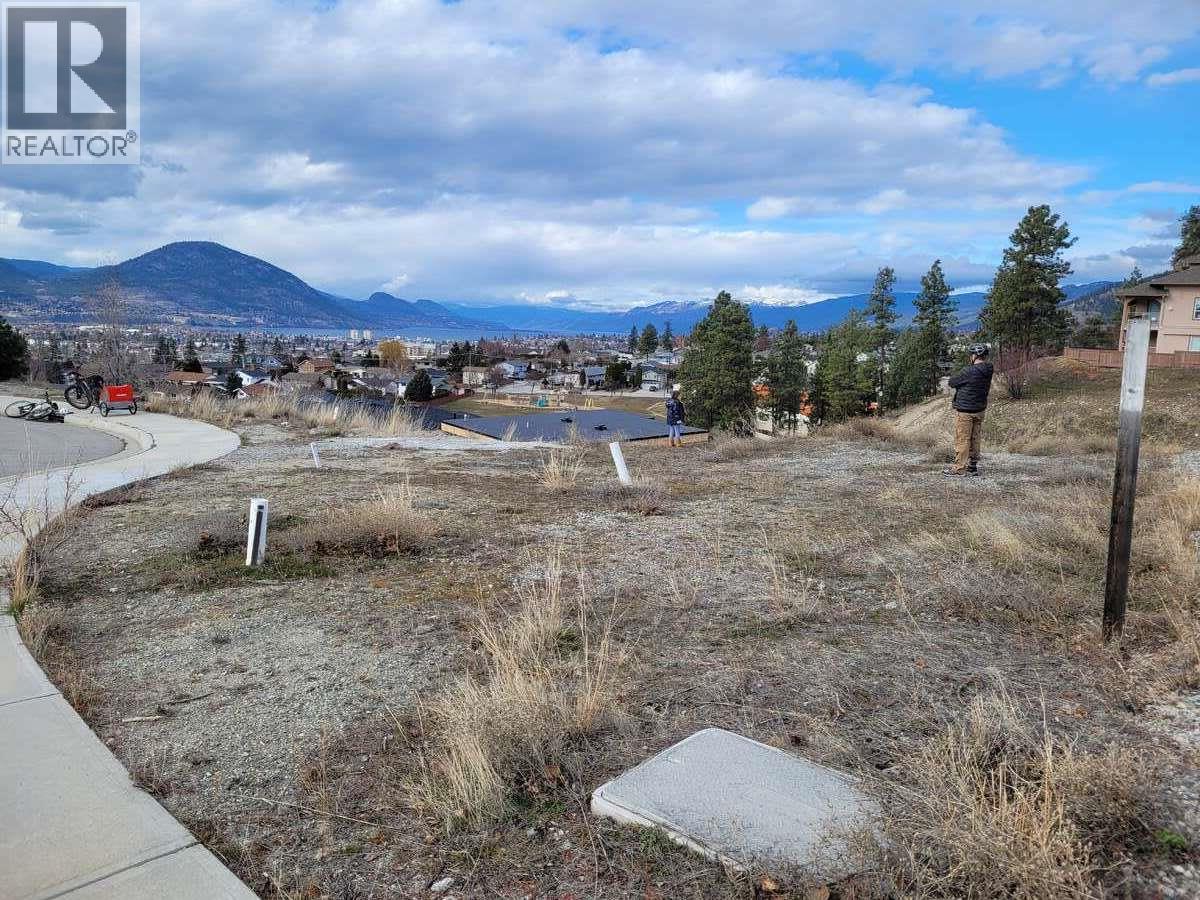 133 Timberstone Place, Penticton, British Columbia  V2A 0B5 - Photo 2 - 10373530