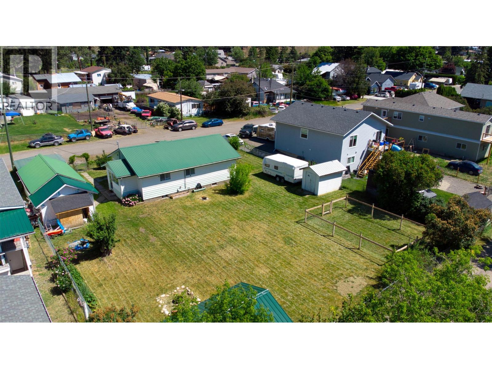 5783 Ponderosa Road, Falkland, British Columbia  V0E 1W0 - Photo 6 - 10373532