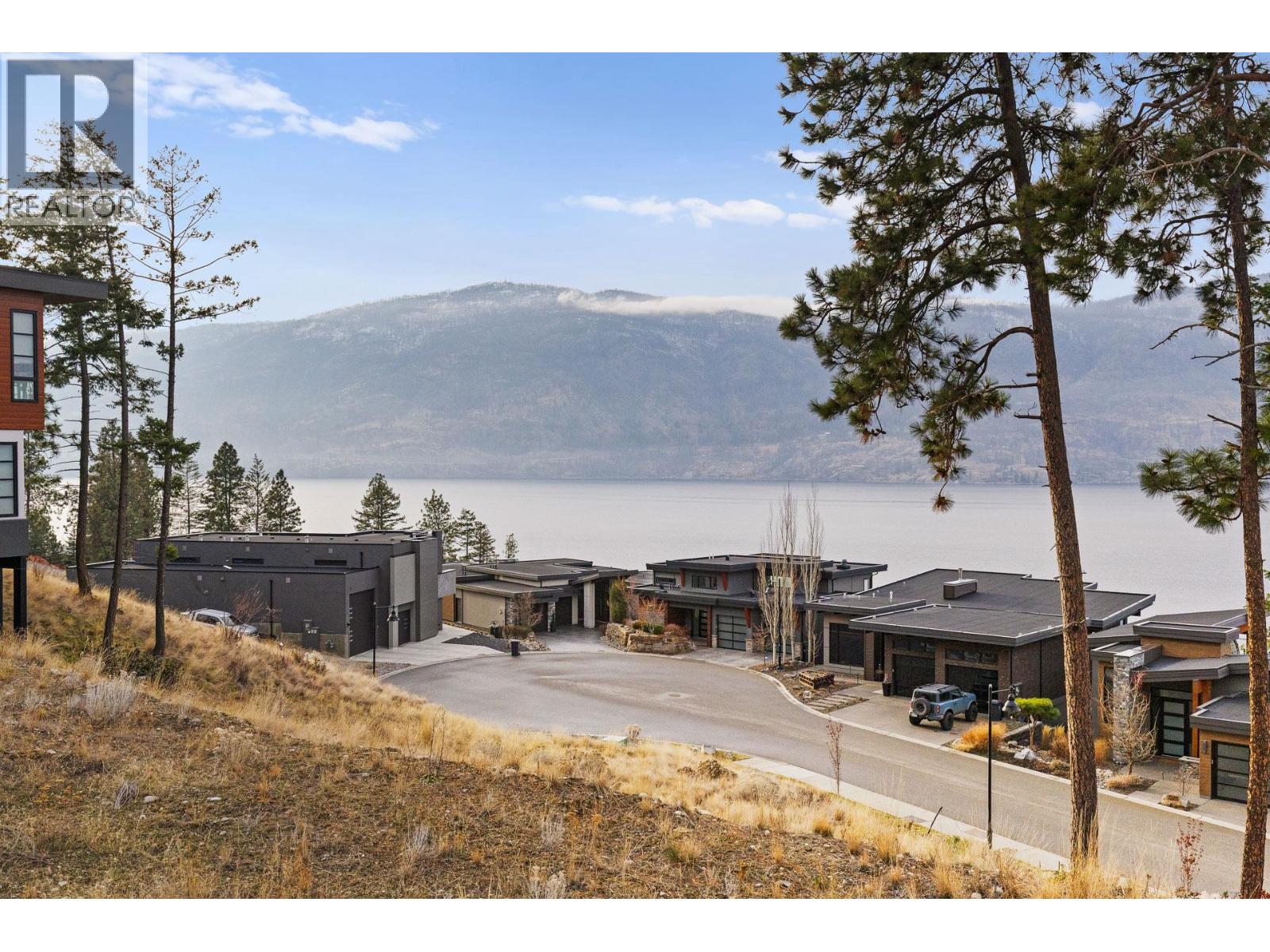 3332 Black Pine Lane, Kelowna, British Columbia  V1V 3G1 - Photo 5 - 10373052