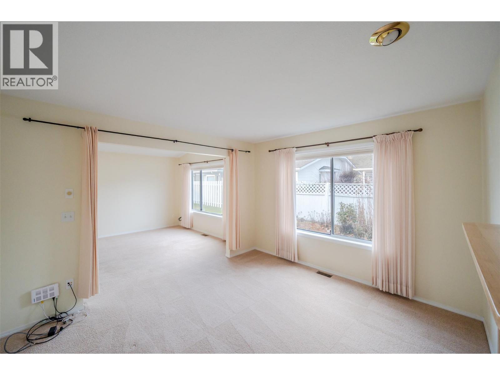 32 Kingfisher Drive, Penticton, British Columbia  V2A 8K6 - Photo 10 - 10373495