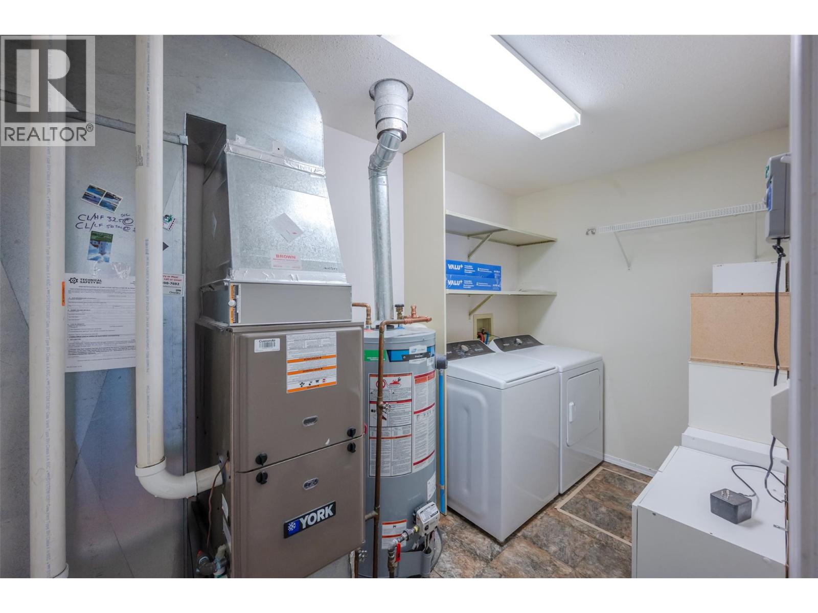 32 Kingfisher Drive, Penticton, British Columbia  V2A 8K6 - Photo 17 - 10373495