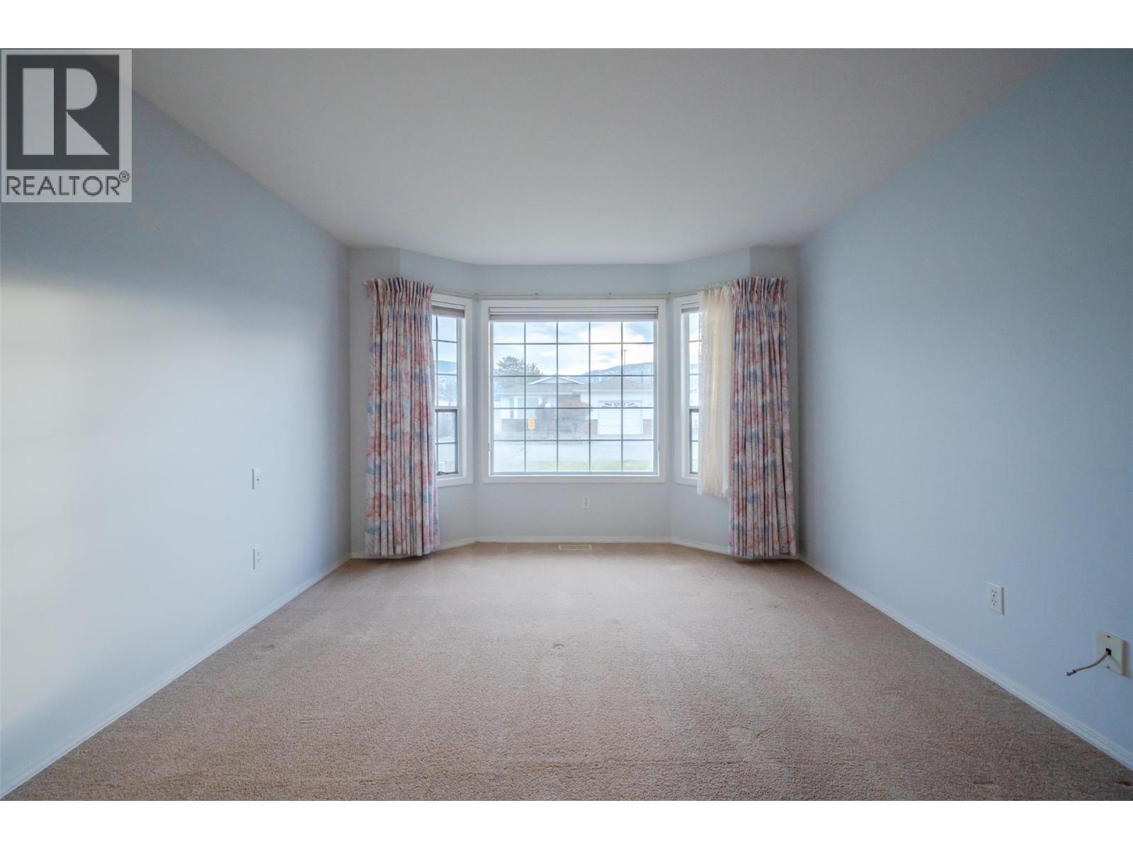 32 Kingfisher Drive, Penticton, British Columbia  V2A 8K6 - Photo 8 - 10373495