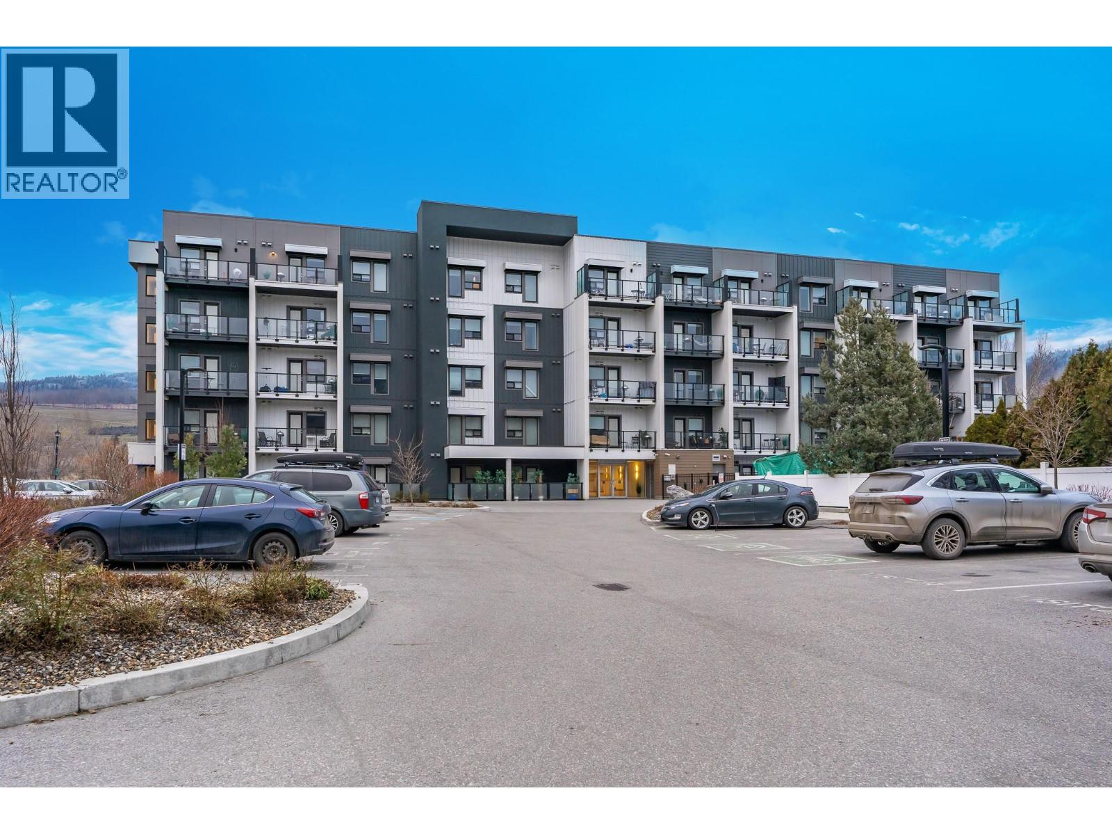 2555 Lakeshore Road Unit# 310, Vernon, British Columbia  V1H 0A4 - Photo 2 - 10373341