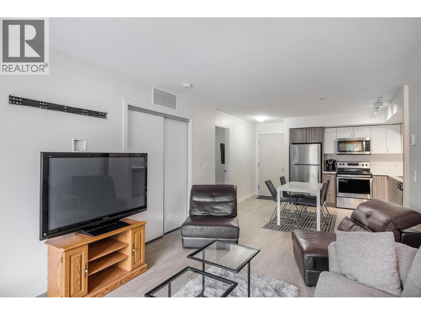 725 Academy Way Unit# Ph18, Kelowna, British Columbia  V1V 3A4 - Photo 4 - 10373408