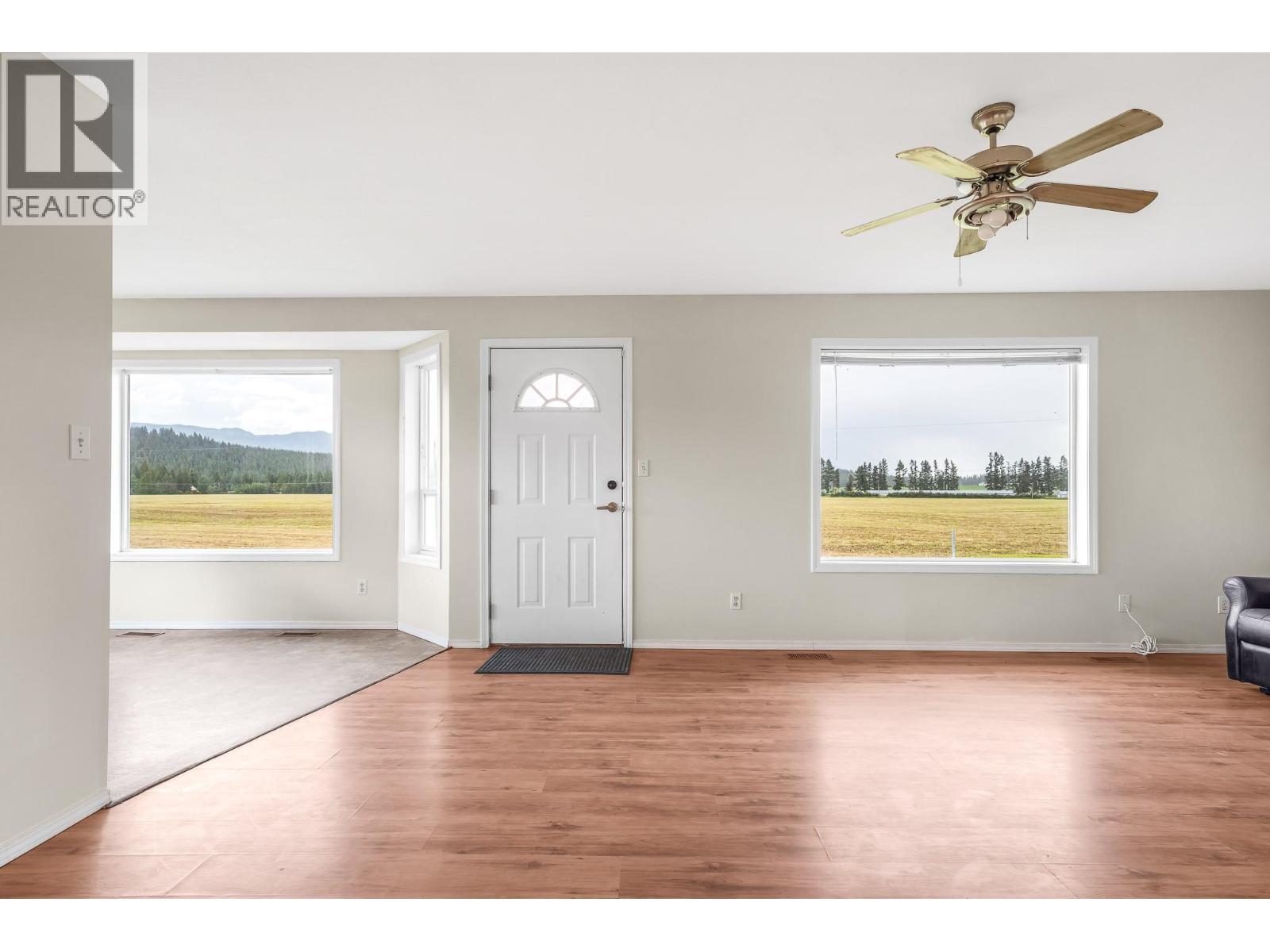 3575 Canyon Road, Spallumcheen, British Columbia  V4Y 0M7 - Photo 21 - 10373551