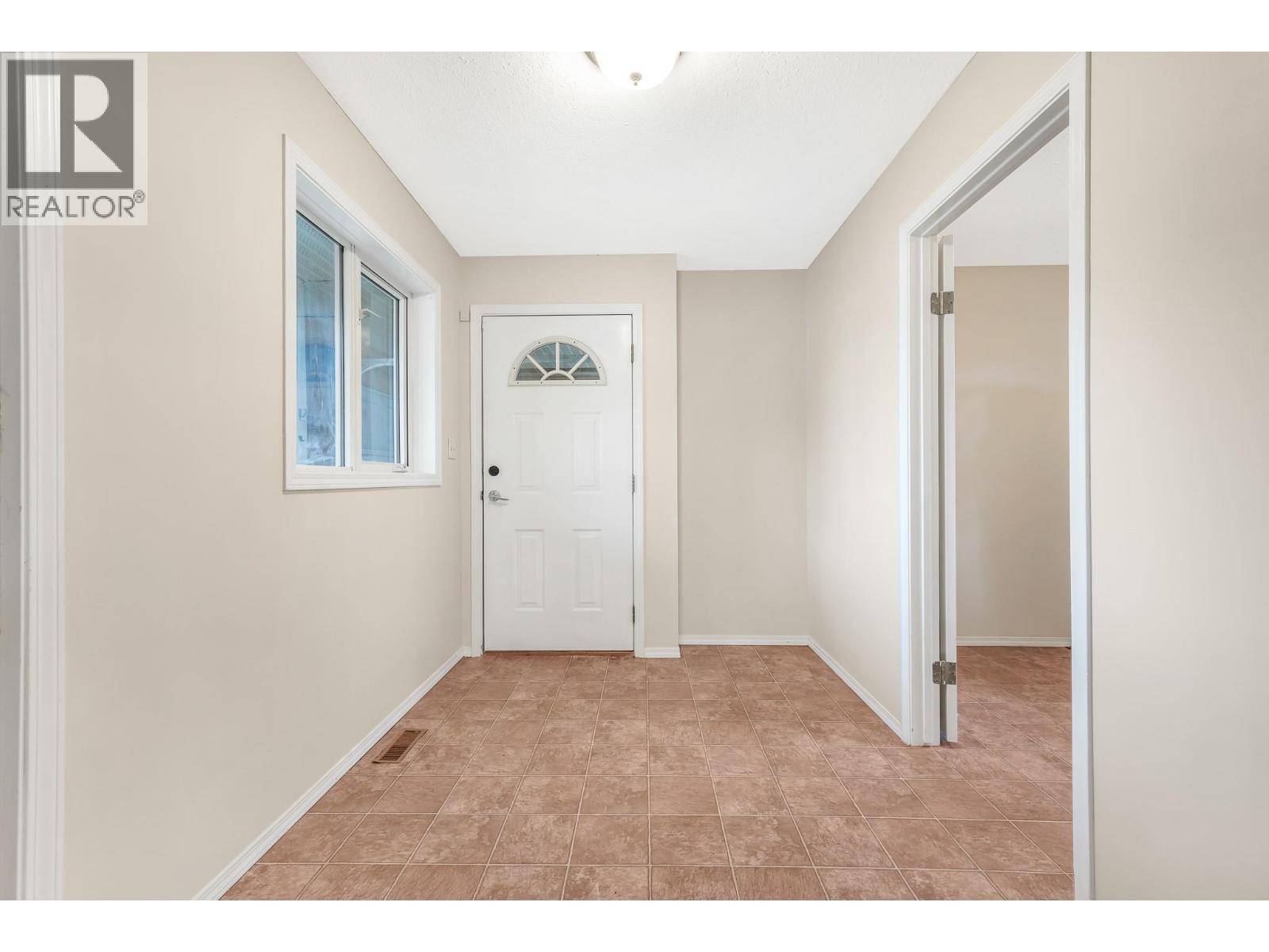 3575 Canyon Road, Spallumcheen, British Columbia  V4Y 0M7 - Photo 29 - 10373551