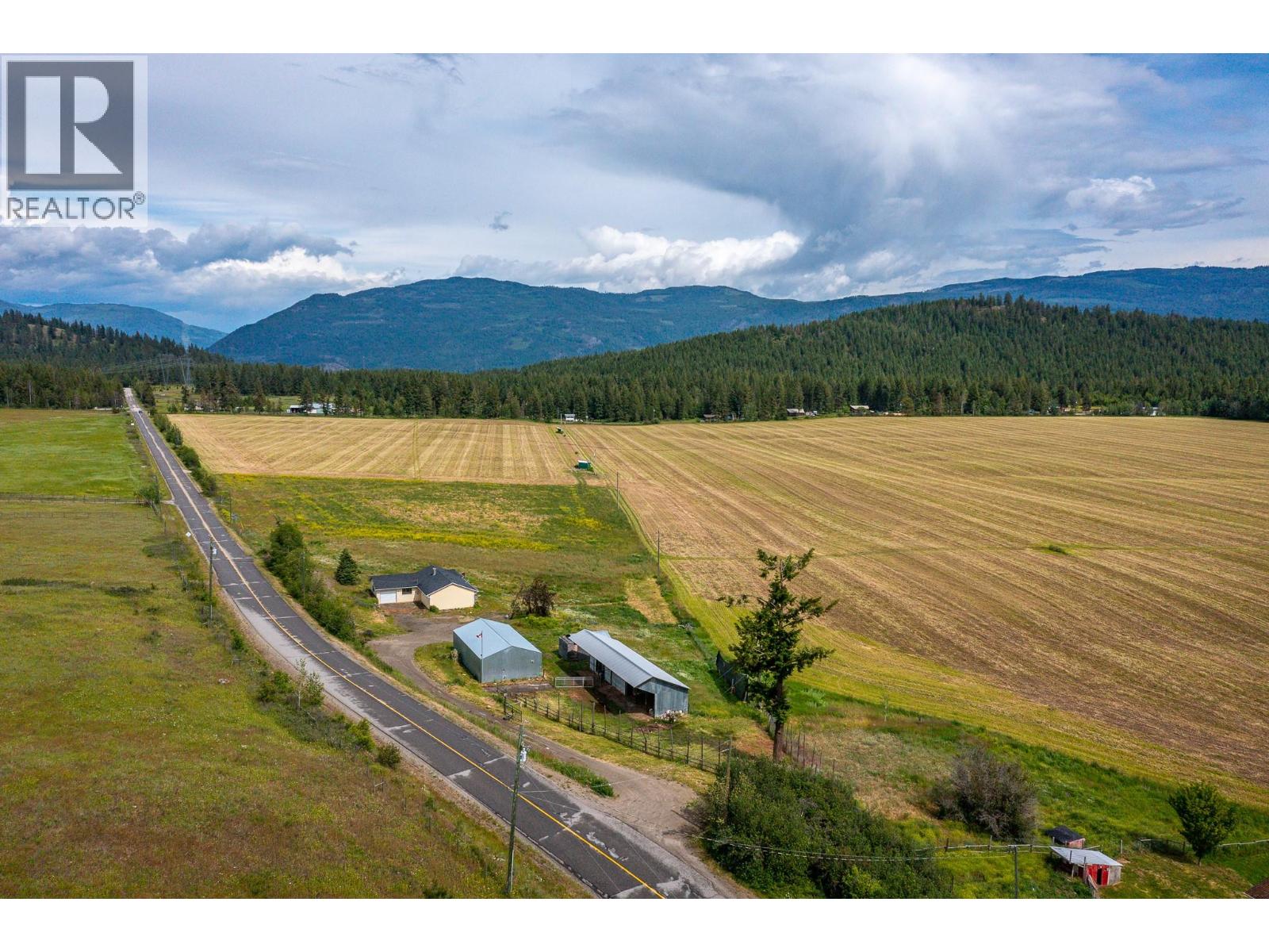 3575 Canyon Road, Spallumcheen, British Columbia  V4Y 0M7 - Photo 48 - 10373551