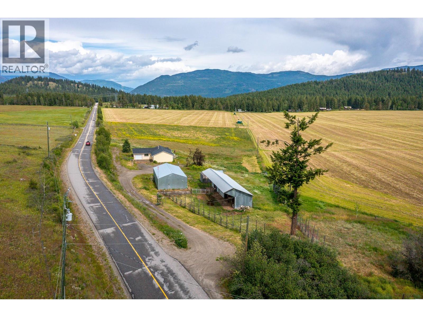 3575 Canyon Road, Spallumcheen, British Columbia  V4Y 0M7 - Photo 56 - 10373551