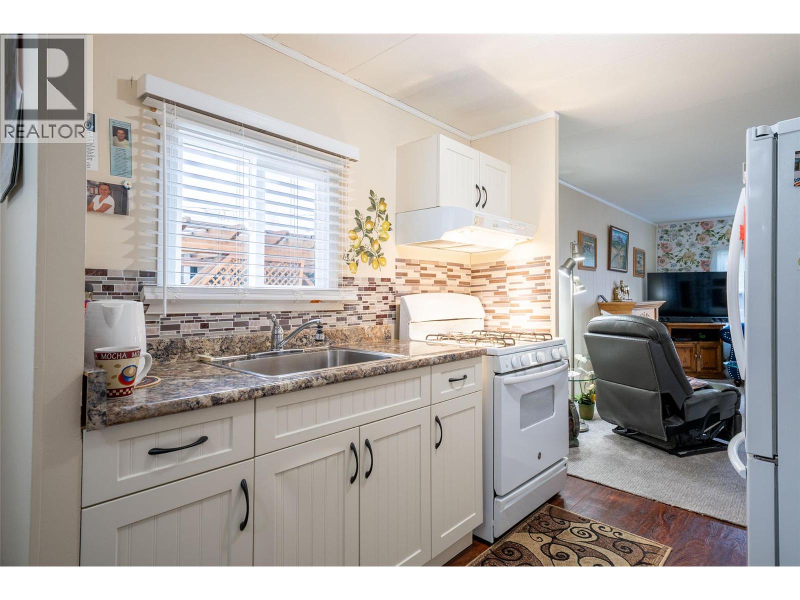 4701 Pleasant Valley Road Unit# 41, Vernon, British Columbia  V1T 4M7 - Photo 13 - 10373487