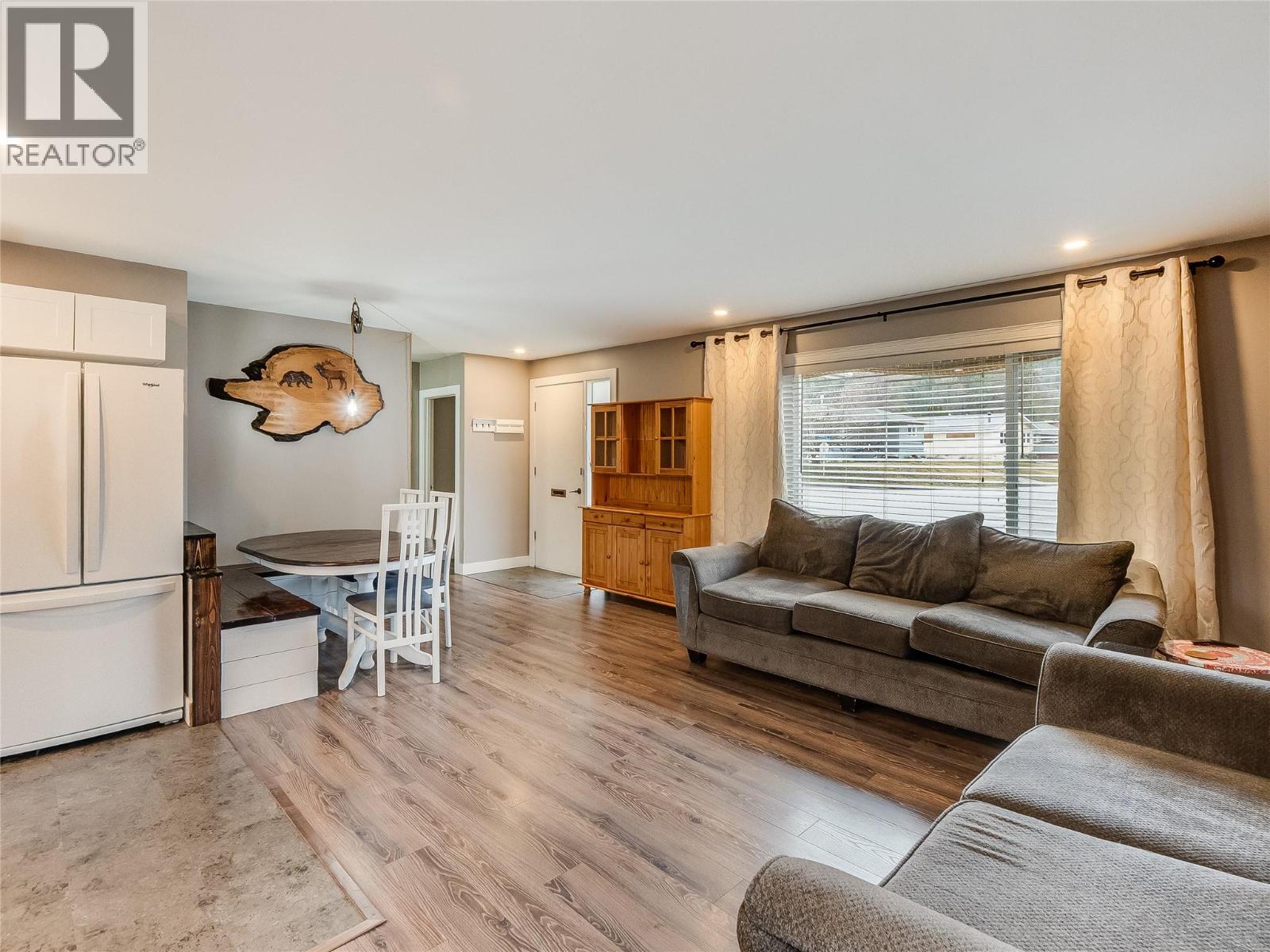 204 Pinewood Drive, Castlegar, British Columbia  V1N 2M4 - Photo 18 - 10373393