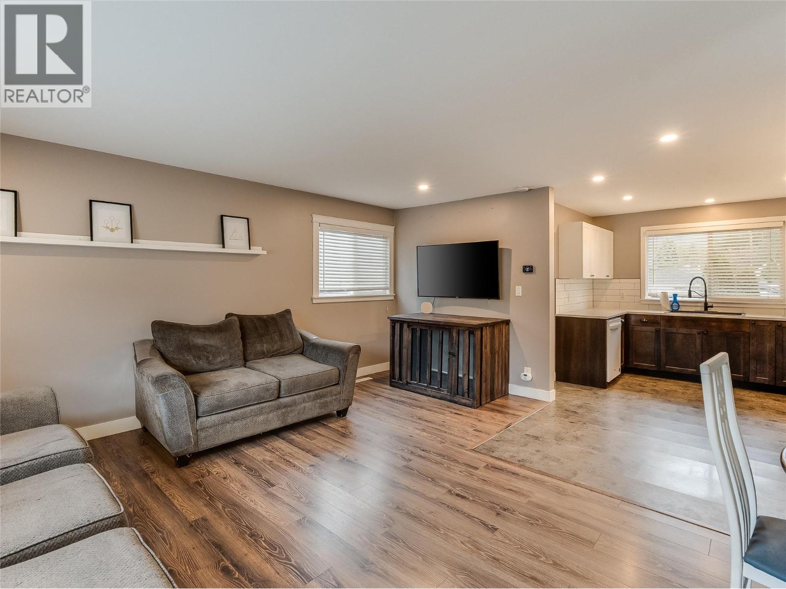 204 Pinewood Drive, Castlegar, British Columbia  V1N 2M4 - Photo 25 - 10373393