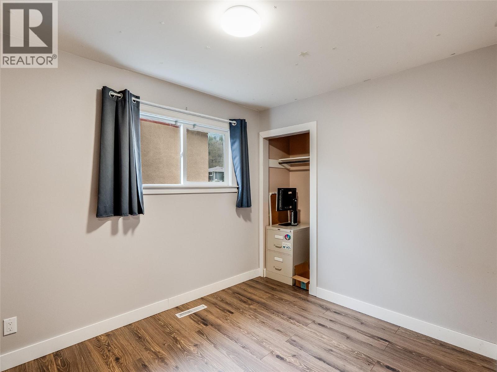 204 Pinewood Drive, Castlegar, British Columbia  V1N 2M4 - Photo 28 - 10373393