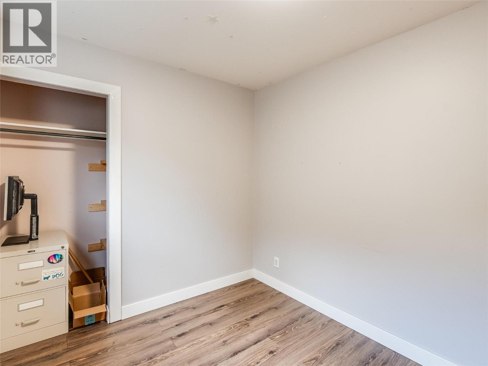 204 Pinewood Drive, Castlegar, British Columbia  V1N 2M4 - Photo 29 - 10373393