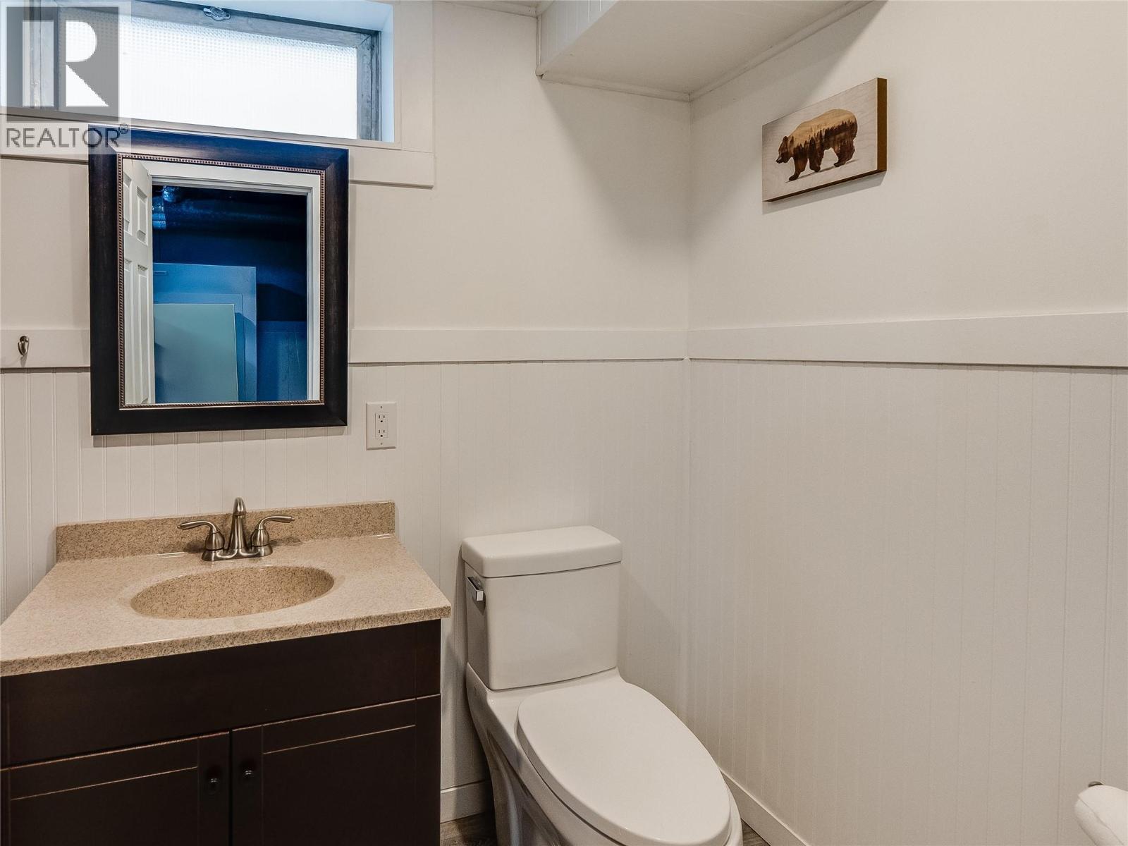 204 Pinewood Drive, Castlegar, British Columbia  V1N 2M4 - Photo 43 - 10373393