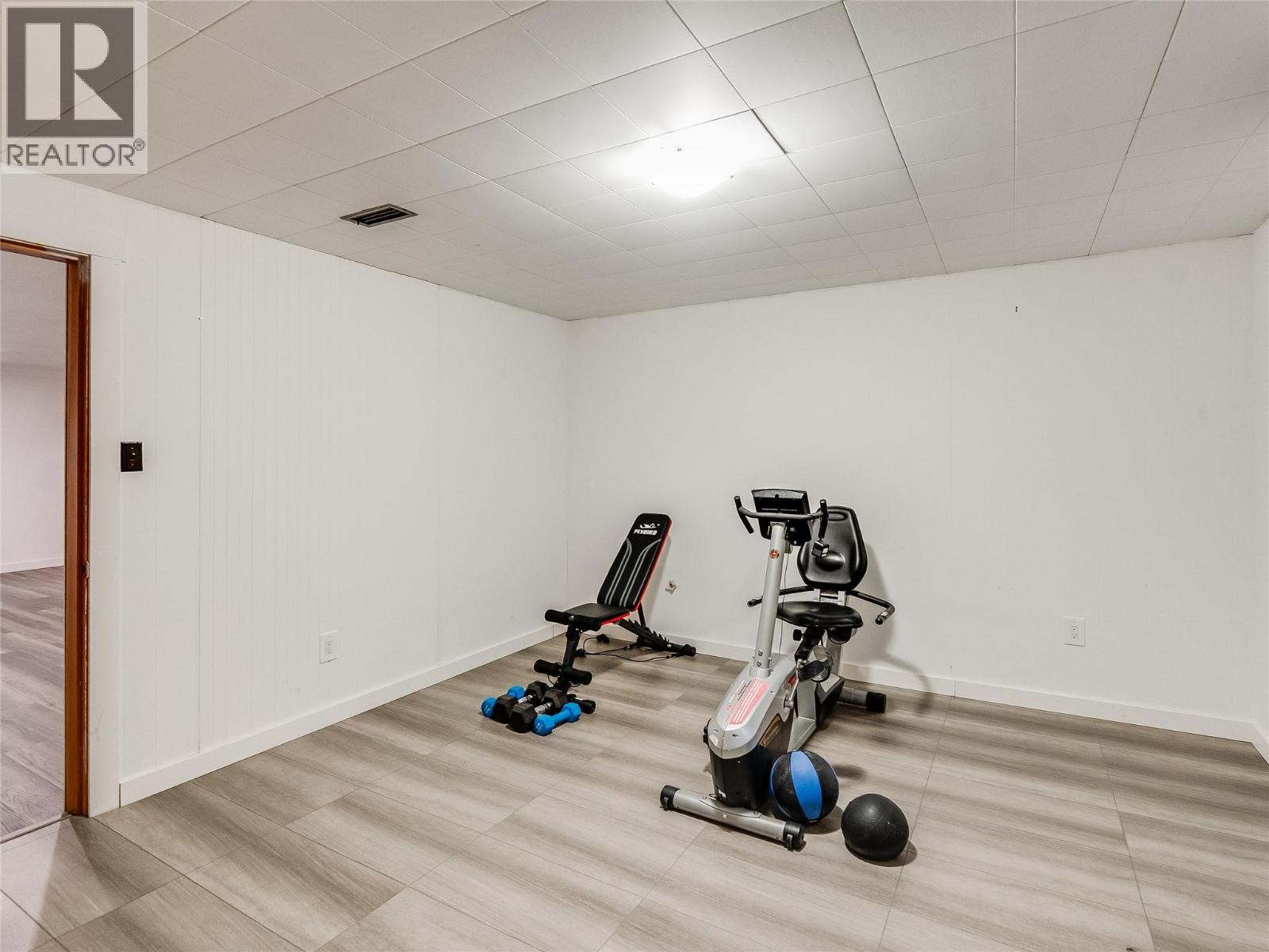 204 Pinewood Drive, Castlegar, British Columbia  V1N 2M4 - Photo 44 - 10373393