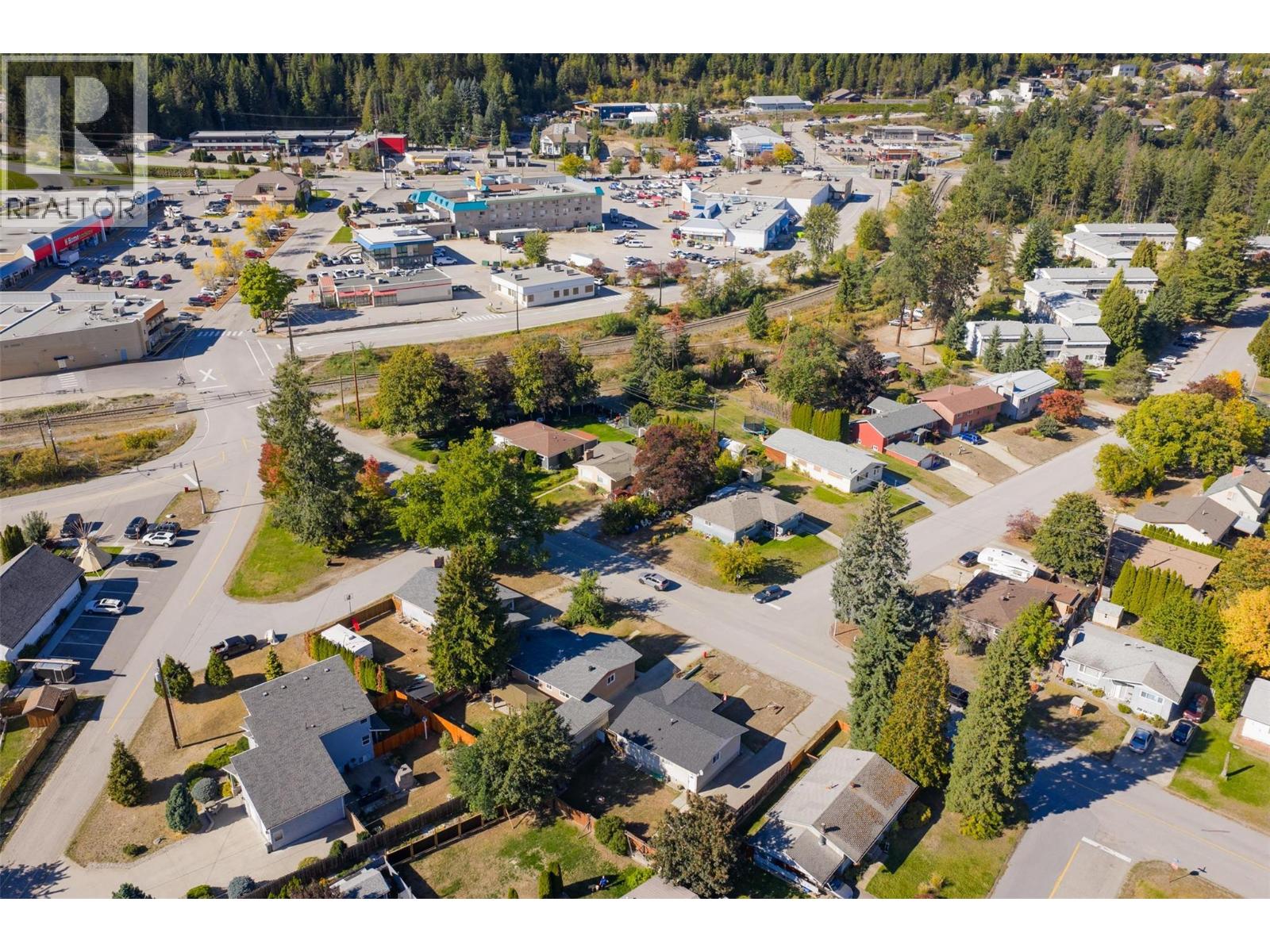 204 Pinewood Drive, Castlegar, British Columbia  V1N 2M4 - Photo 55 - 10373393