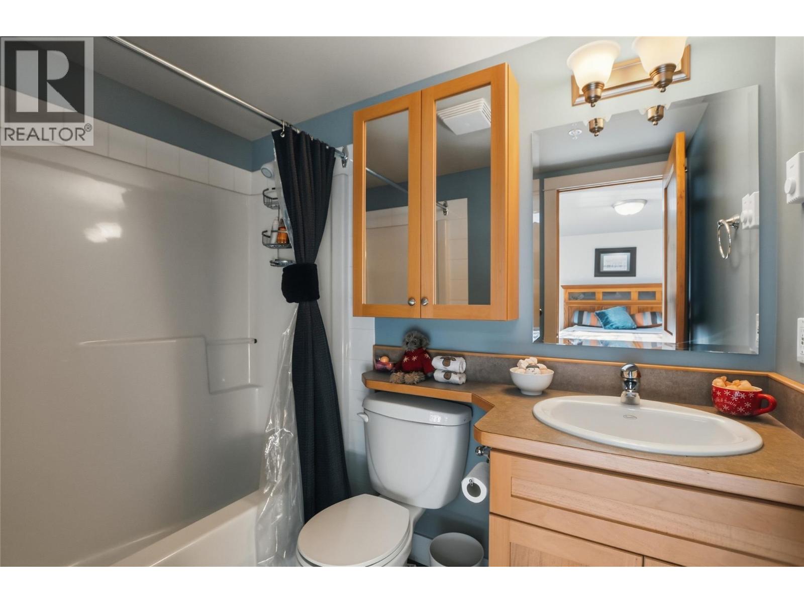 101 Clearview Crescent Unit# 2, Apex Mountain, British Columbia  V0X 1K0 - Photo 17 - 10373222