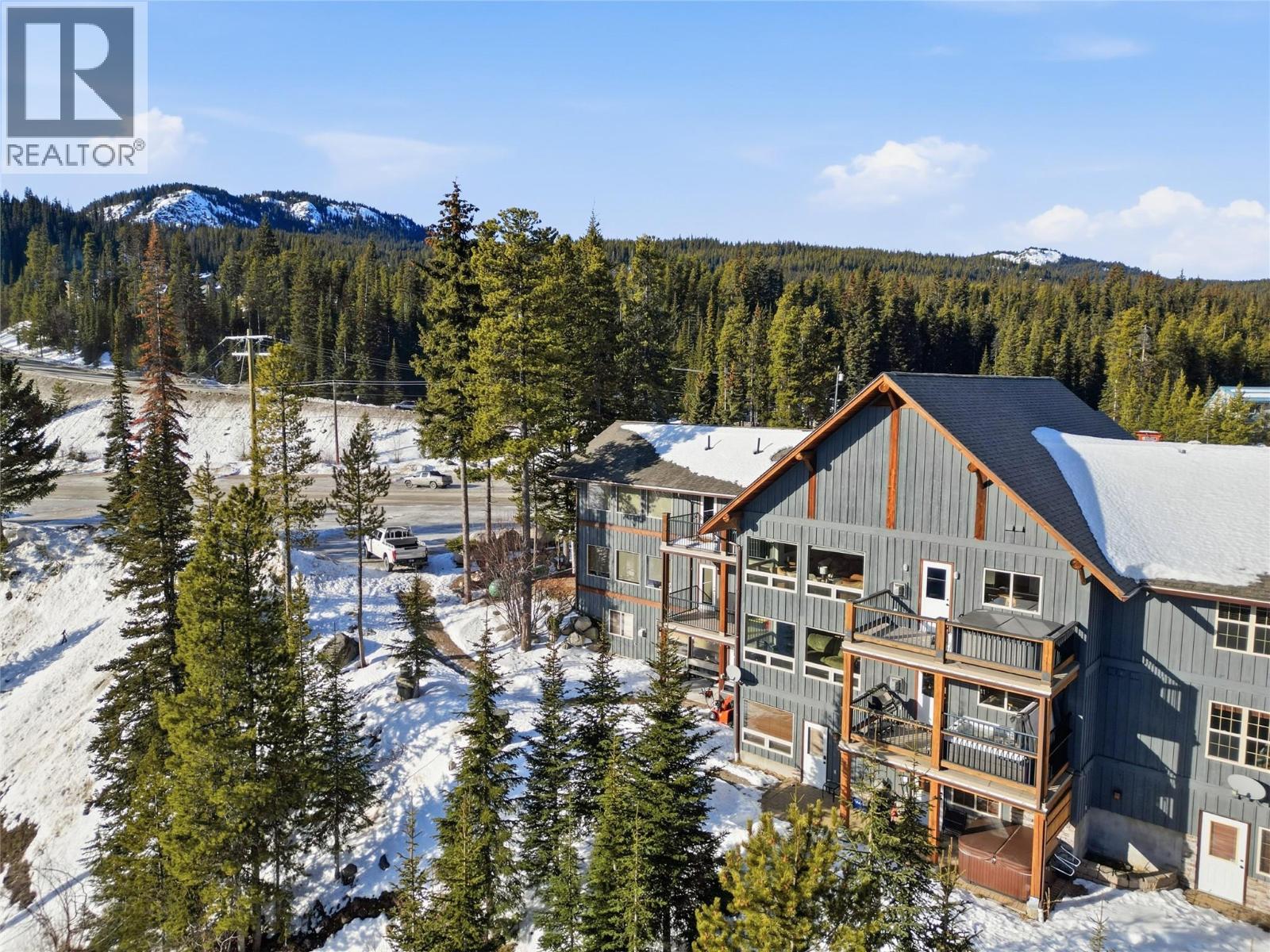 101 Clearview Crescent Unit# 2, Apex Mountain, British Columbia  V0X 1K0 - Photo 2 - 10373222