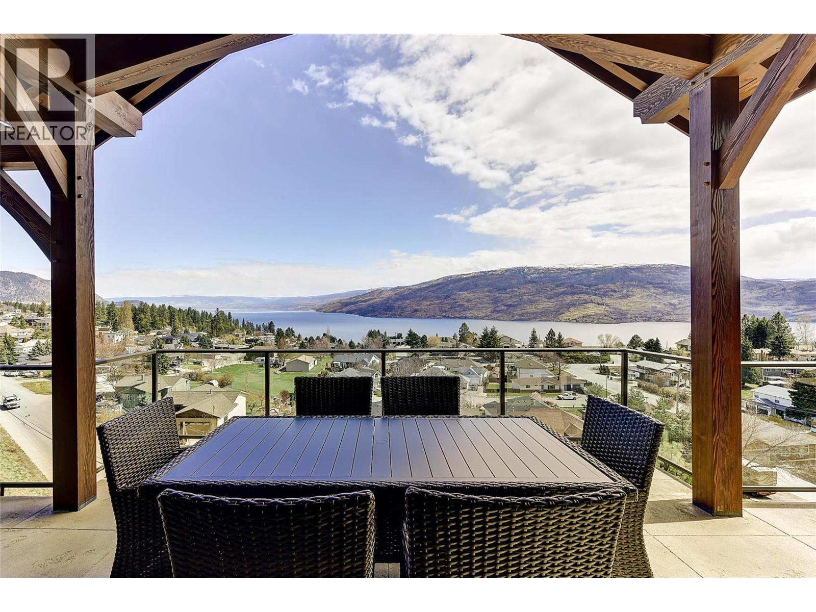 6166 Seymoure Avenue, Peachland, British Columbia  V0H 1X4 - Photo 5 - 10373415