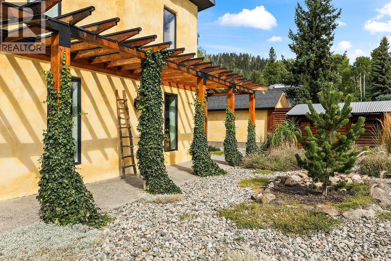 6226 Sanderson Avenue, Peachland, British Columbia  V0H 1X8 - Photo 42 - 10373395