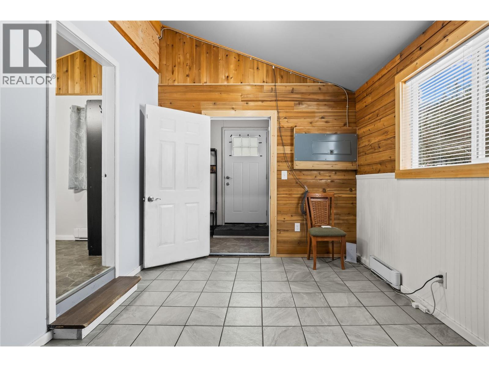 30 Boulder Road, Beaverdell, British Columbia  V0H 1A0 - Photo 14 - 10373347