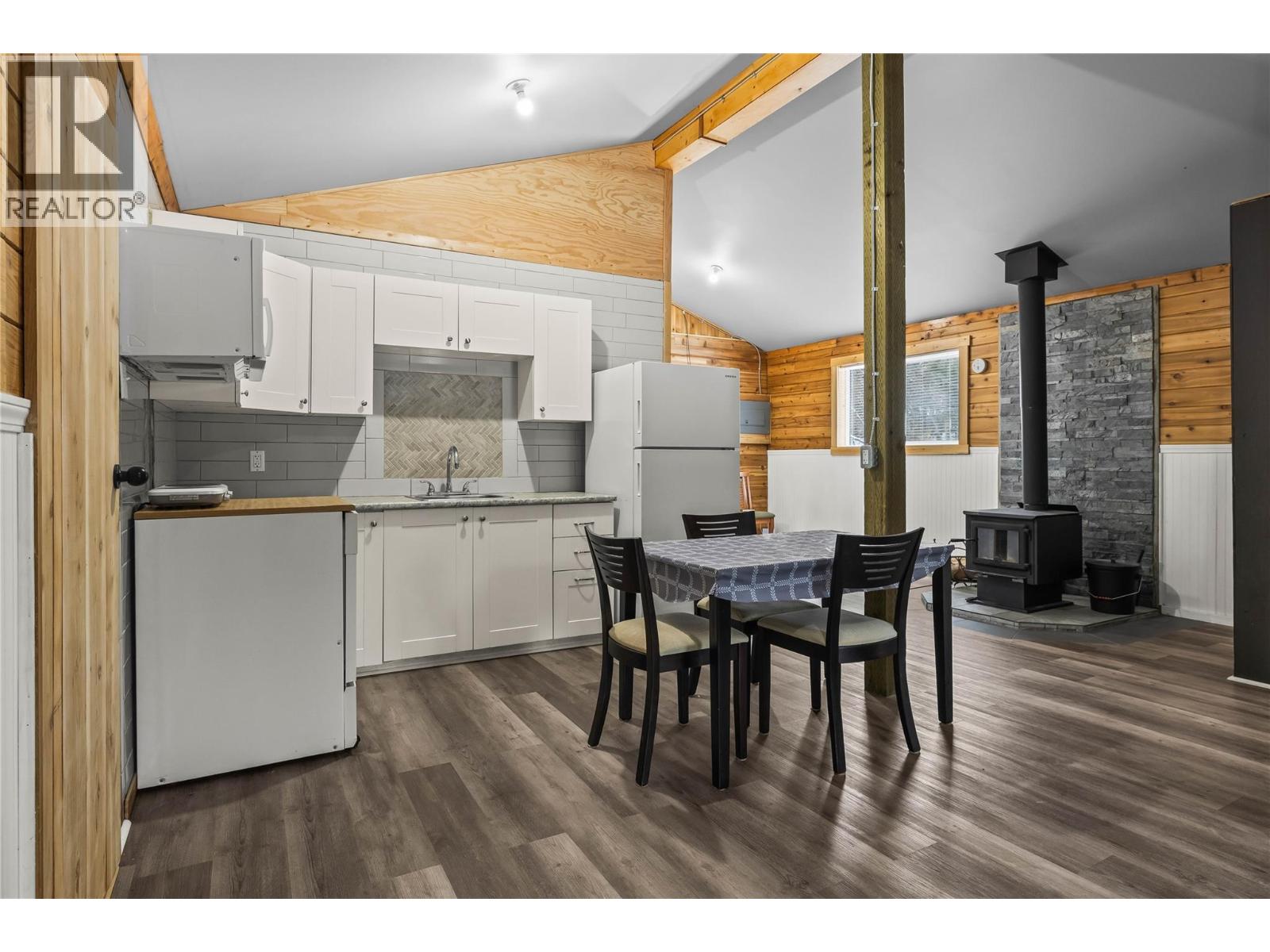30 Boulder Road, Beaverdell, British Columbia  V0H 1A0 - Photo 22 - 10373347