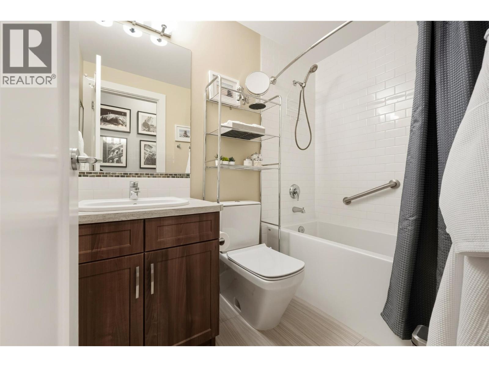 118 View Place, Penticton, British Columbia  V2A 0A6 - Photo 29 - 10373493